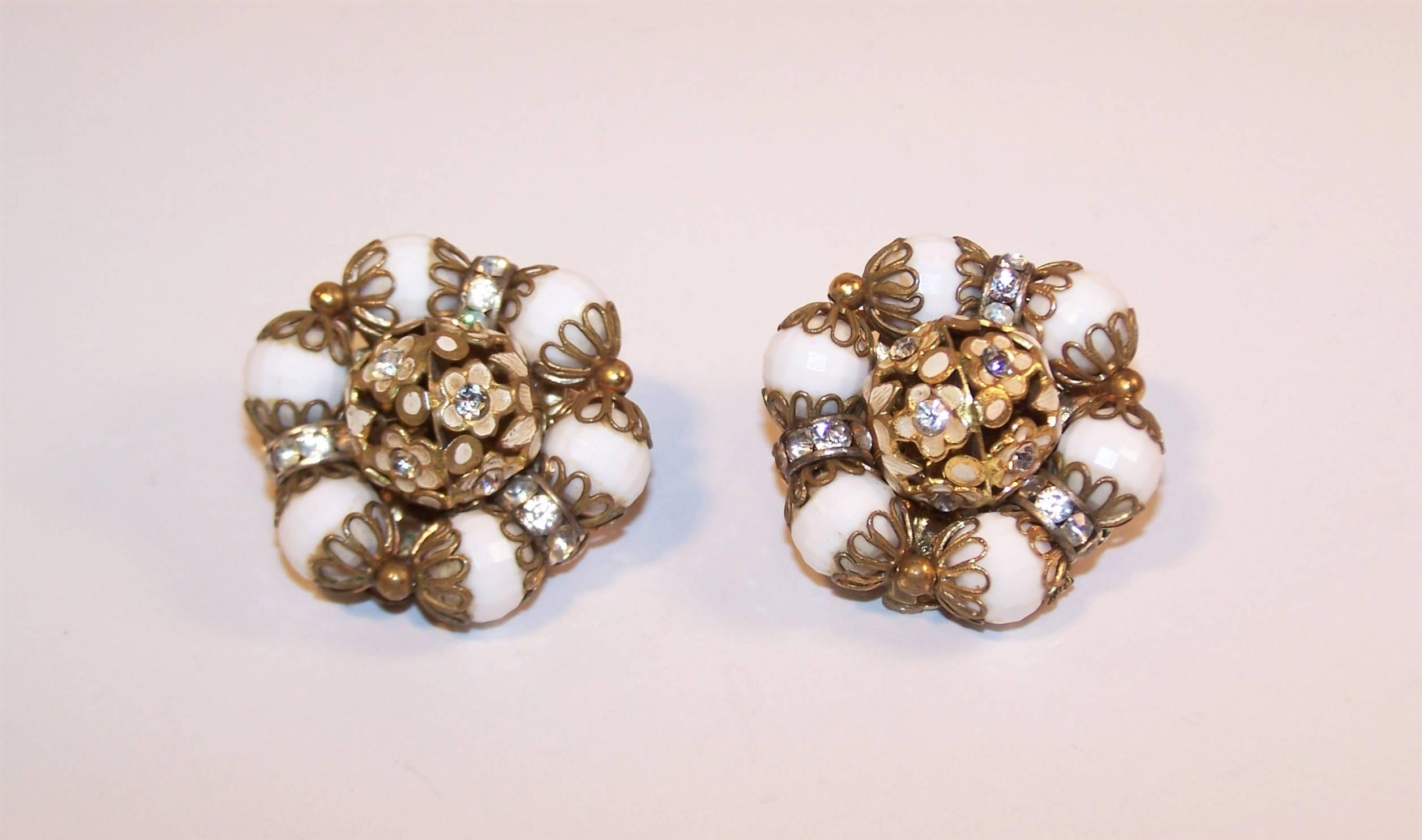 1950's Hobe White Faceted Bead Earrings With Rhinestones In Excellent Condition In Atlanta, GA