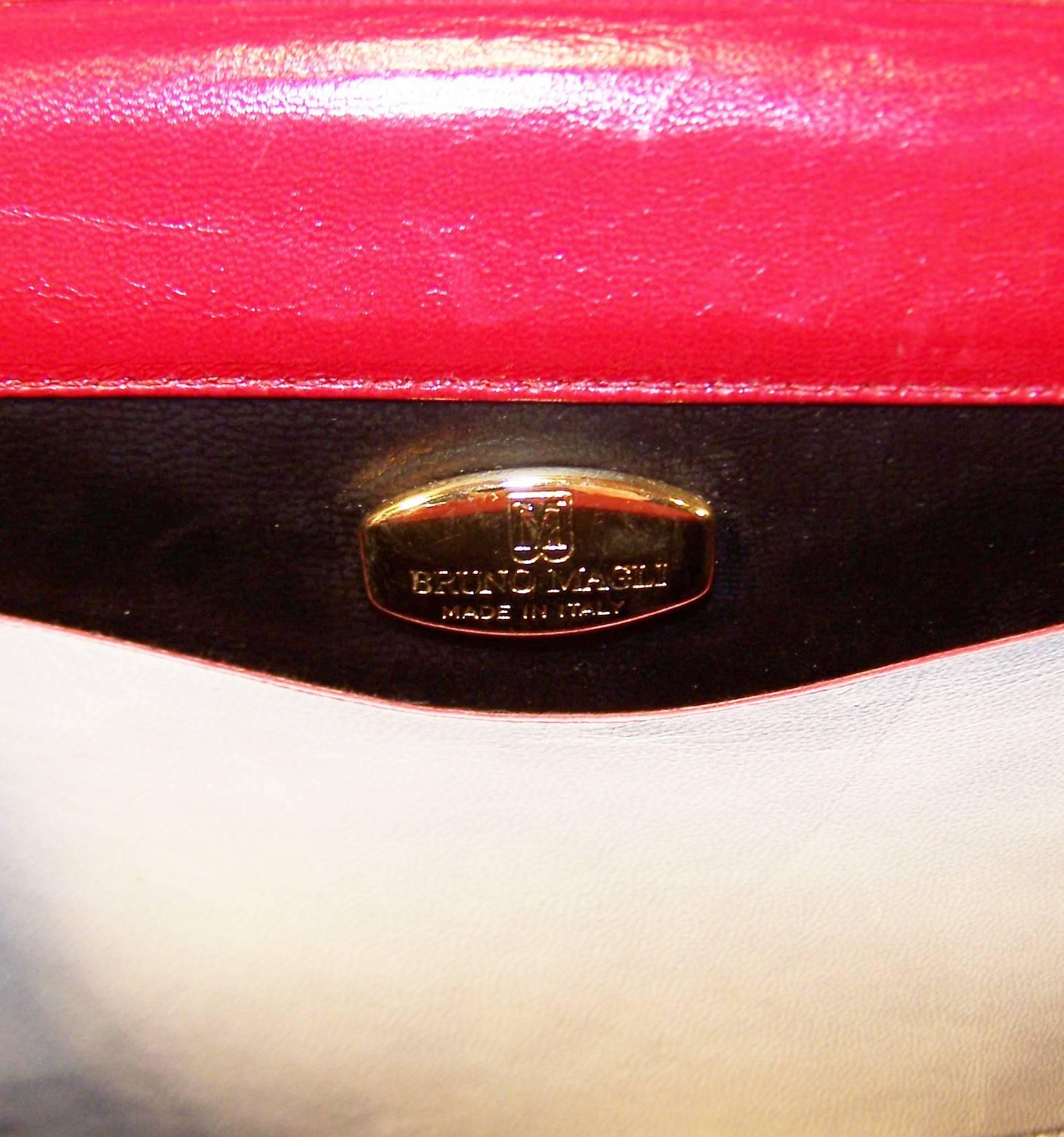 C.1980 Bruno Magli White & Cherry Red Leather Spectator Handbag 5