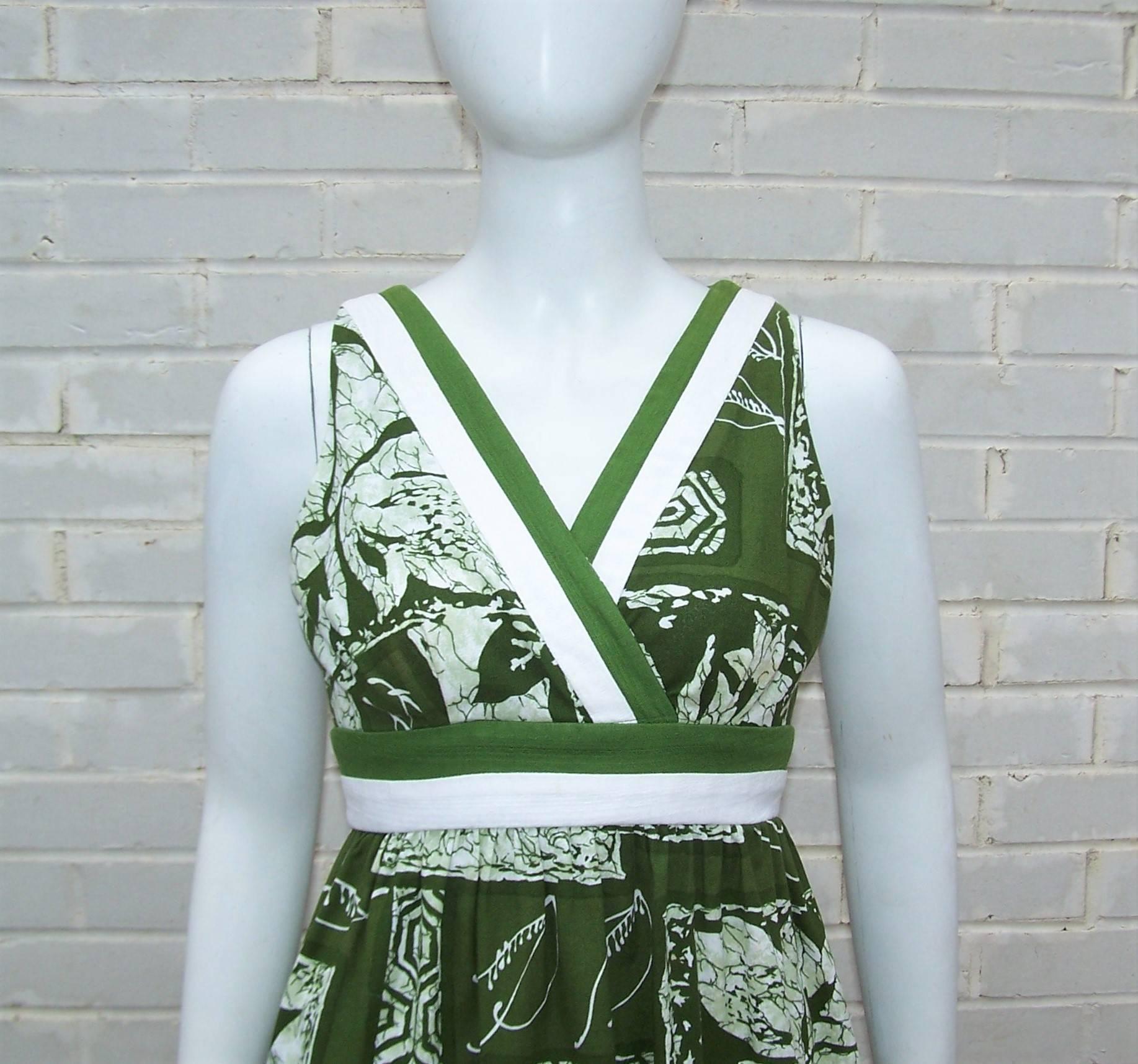 Black Hawaiian 1970's Liberty House Barkcloth Tiki Cotton Dress 
