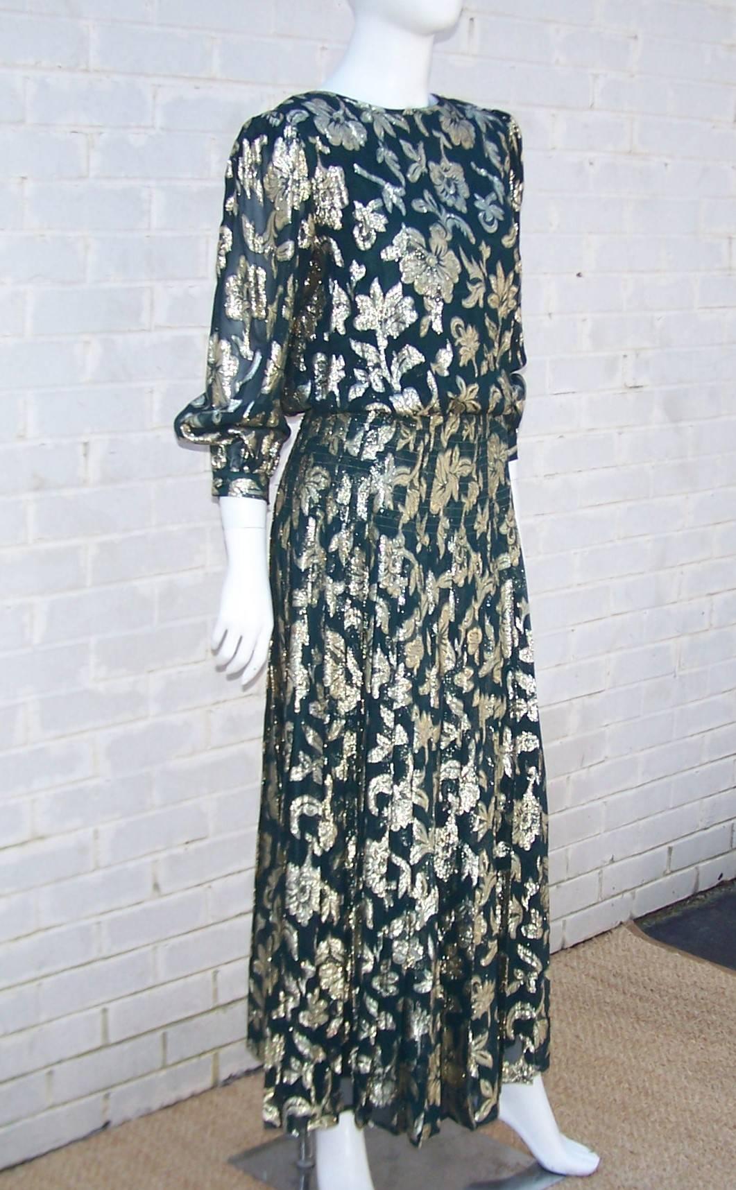 Glam 1980's Raul Blanco Green & Gold Lamé Evening Dress In Excellent Condition In Atlanta, GA