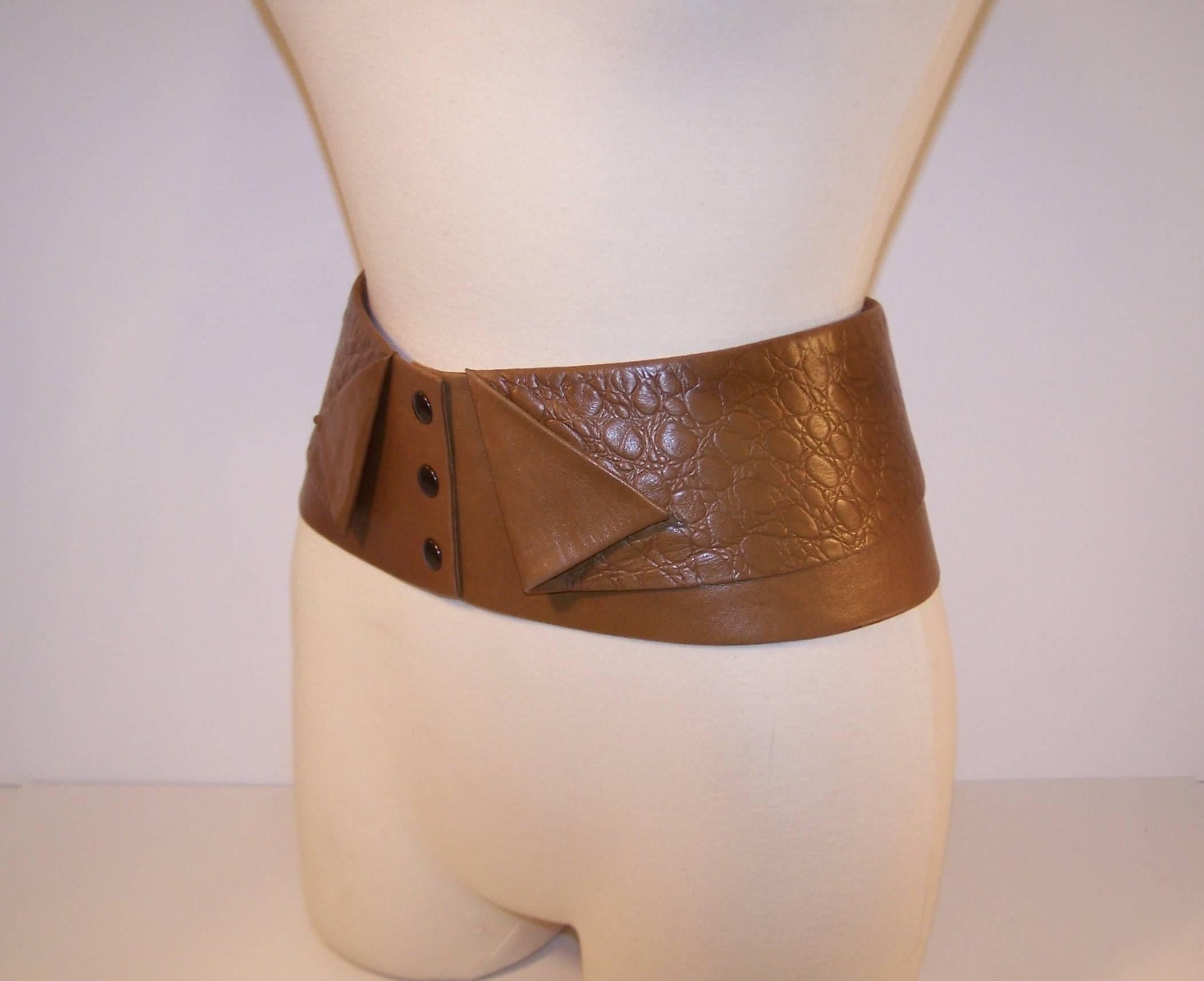French 1980's Lasso Wide Leather Corset Belt for Neiman Marcus In Good Condition In Atlanta, GA
