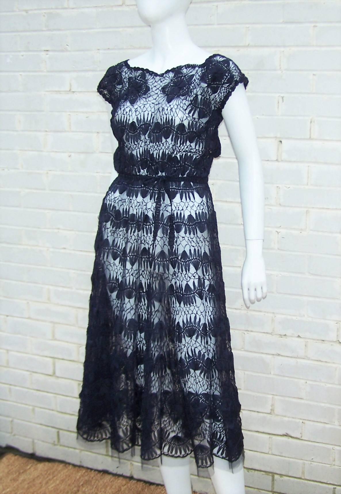 1950's Ann Fleischer Hand Woven Silk Organza Midnight Blue Ribbon Dress In Excellent Condition In Atlanta, GA