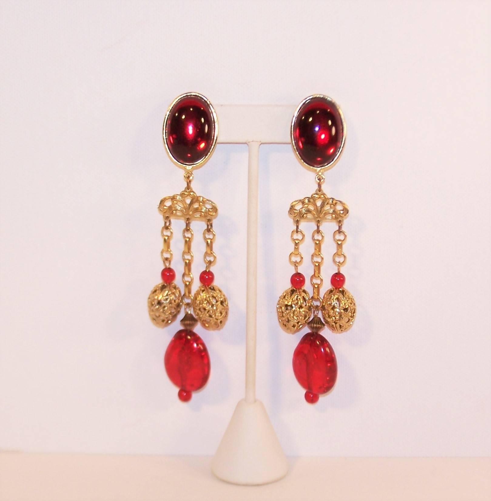 Exotic glamour abounds in these 1980's earrings by Amy Jo of New York.  The 5