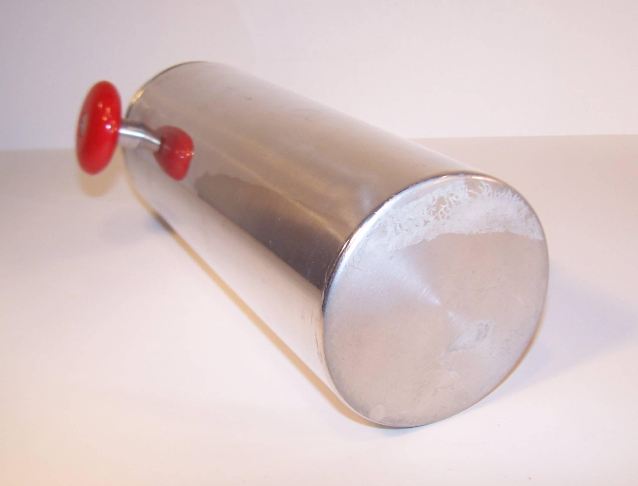 Art Deco 1930's Kromex 'Konga' Polished Aluminum Cocktail Shaker 4