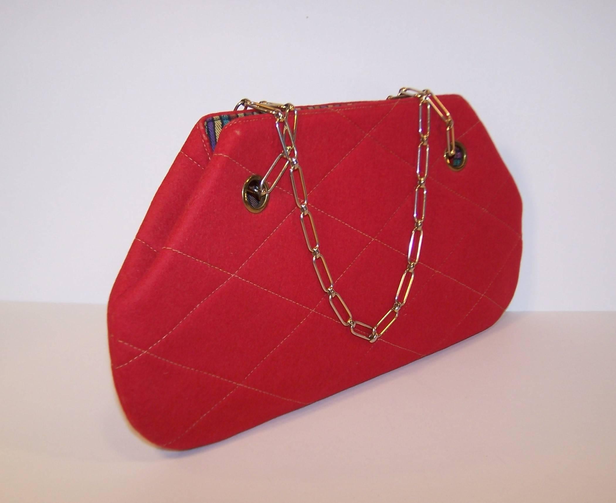 Women's Mod 1960's Red Wool Quilted Handbag With Chain Handle