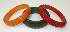 Bakelite Style 1940's Carved Bangle Bracelets, Set of 3