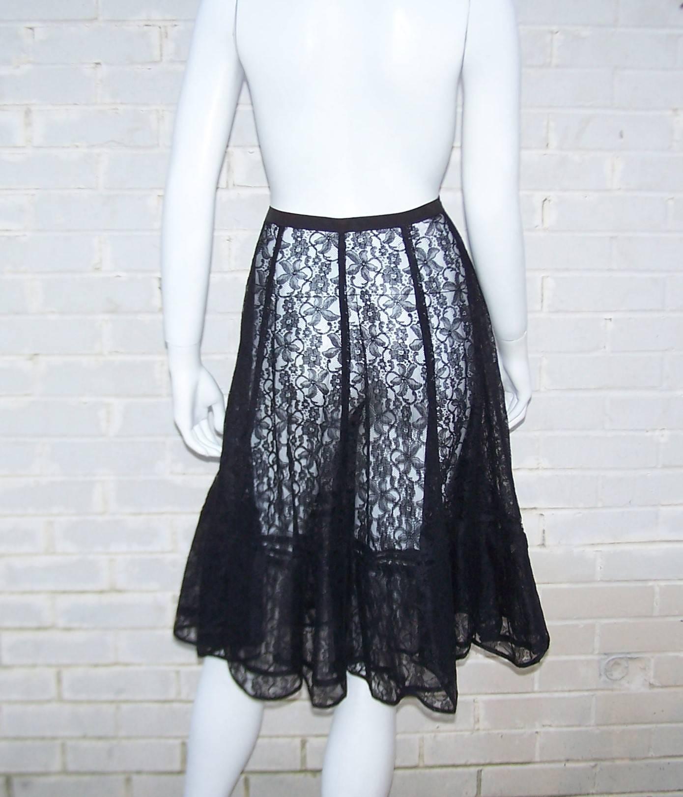 Seductive 1950's Black Lace Crinoline Petticoat Slip In Excellent Condition In Atlanta, GA