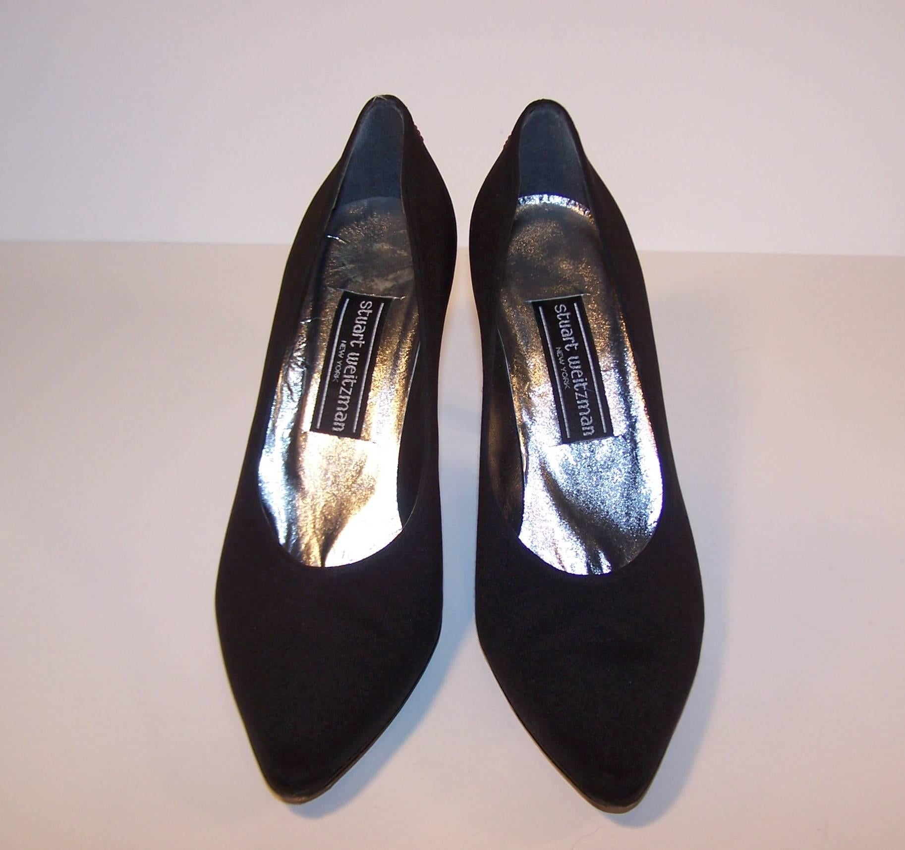 Whimsical 1980's Stuart Weitzman Bejeweled Black Evening Shoes In Excellent Condition In Atlanta, GA