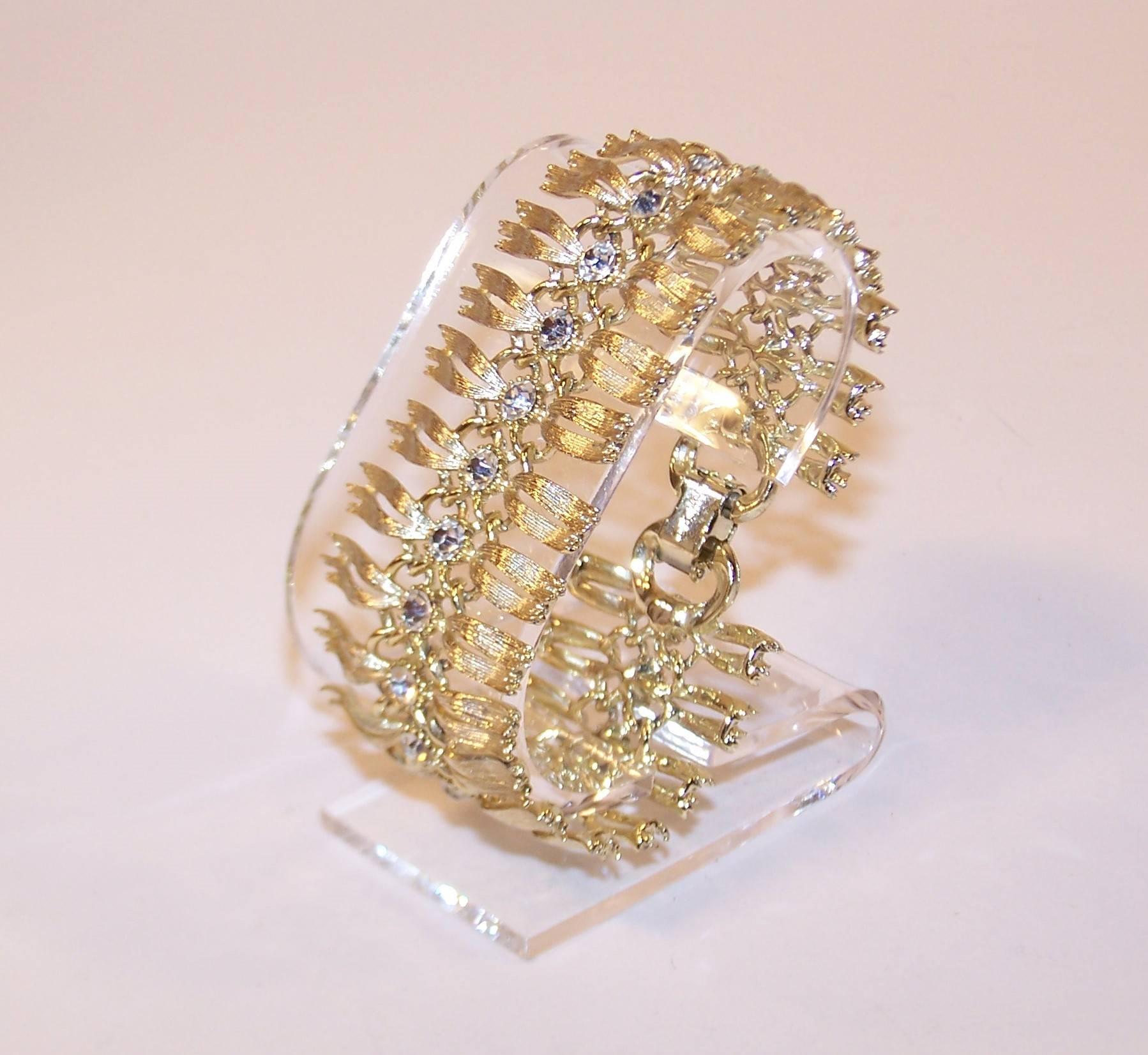 1950's Lisner Articulated Gold Tone Bracelet With Rhinestones 2