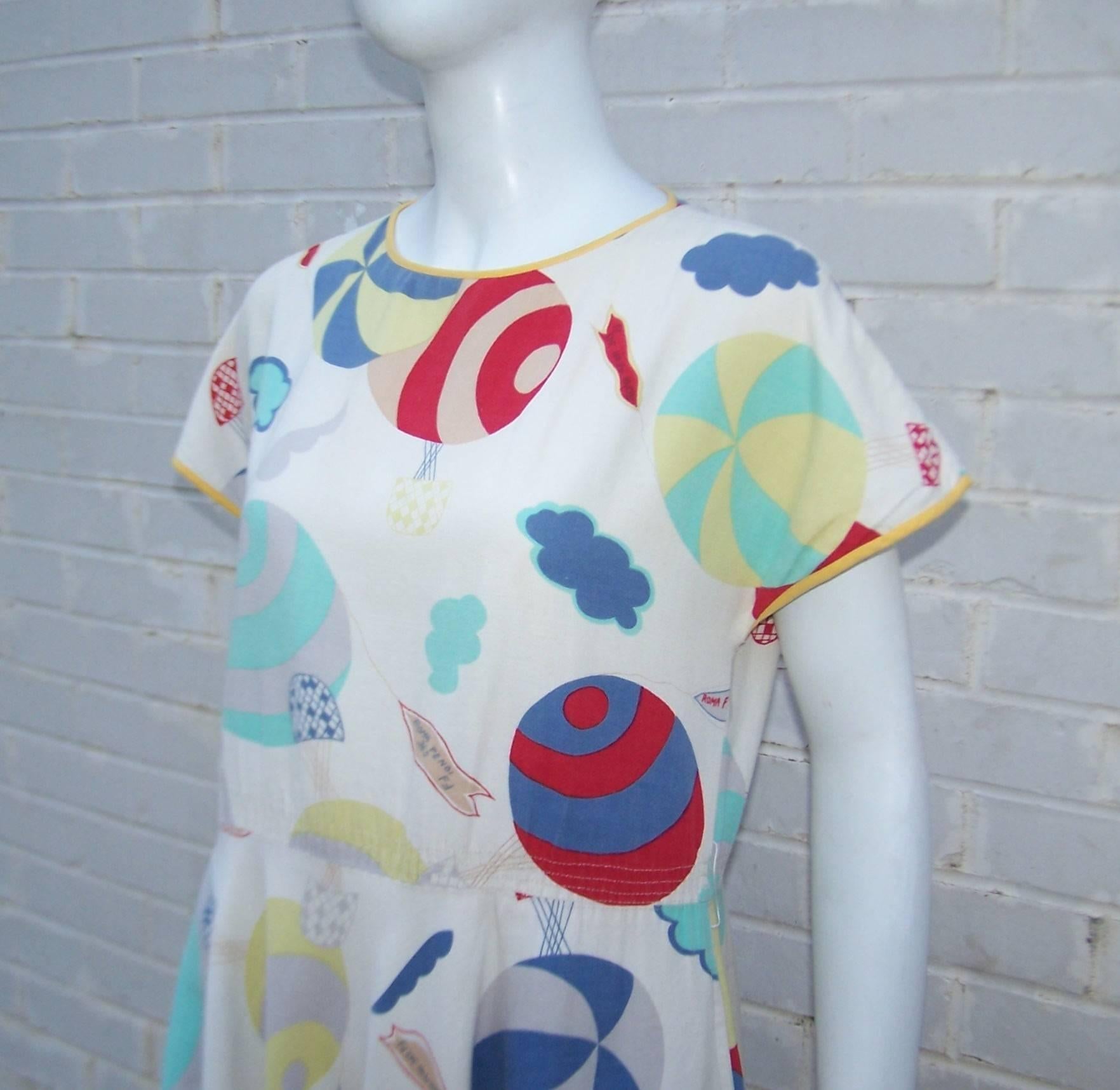 Gray Whimsical 1970's Cotton Day Dress With Hot Air Balloon Logo Print