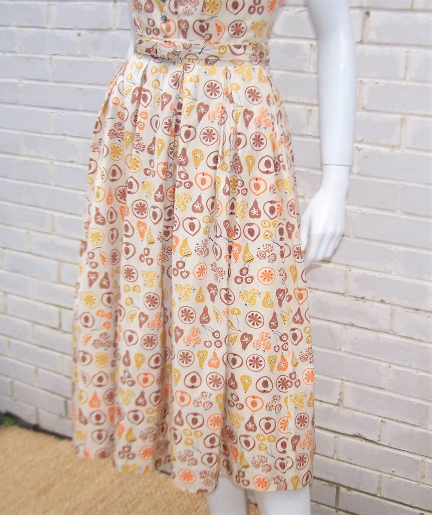 Women's Adorable 1950's Two Piece Dress Set With Fruit Print