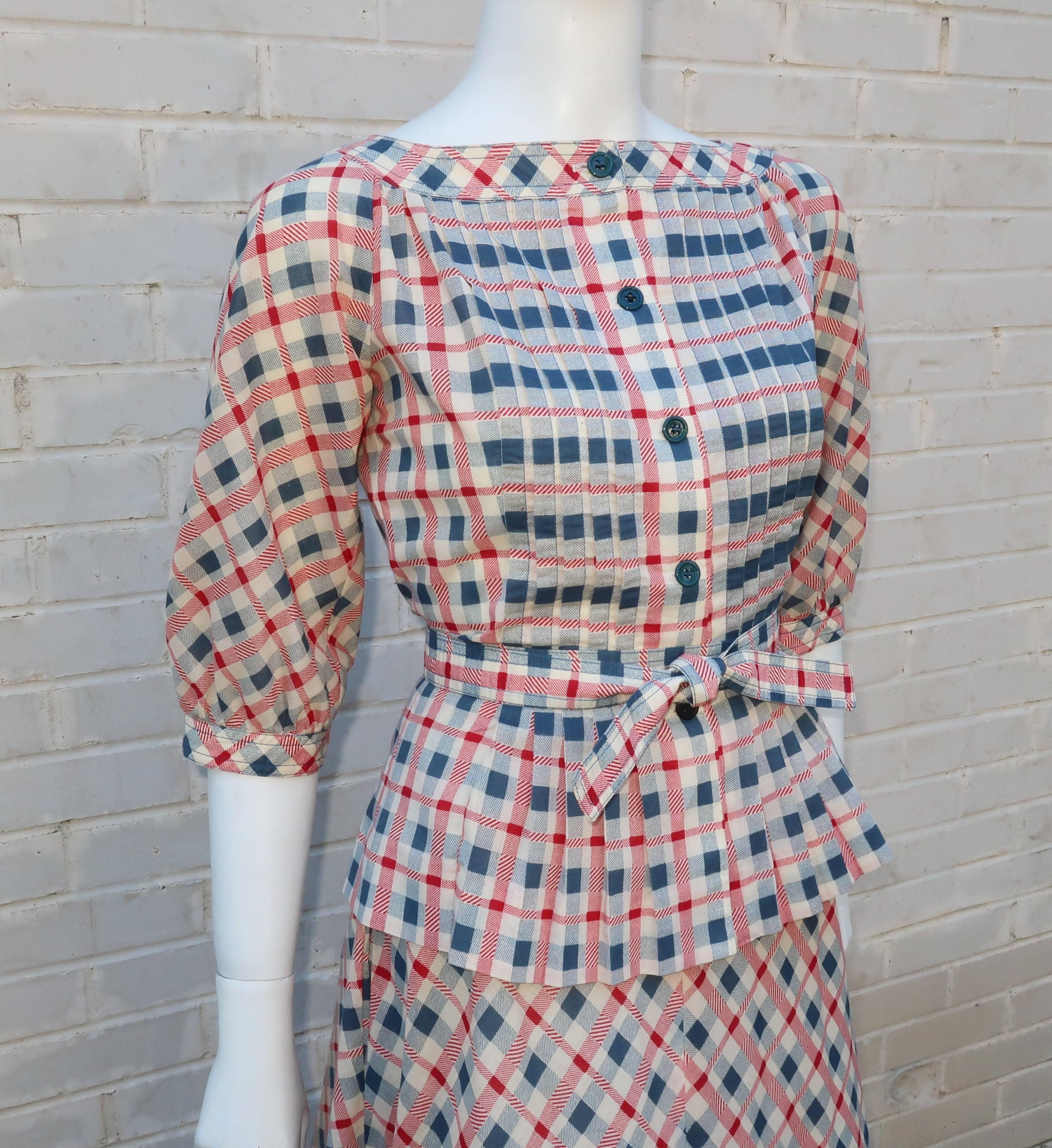 1970's Albert Nipon Pintucked Gingham Plaid Dress Set In Excellent Condition In Atlanta, GA