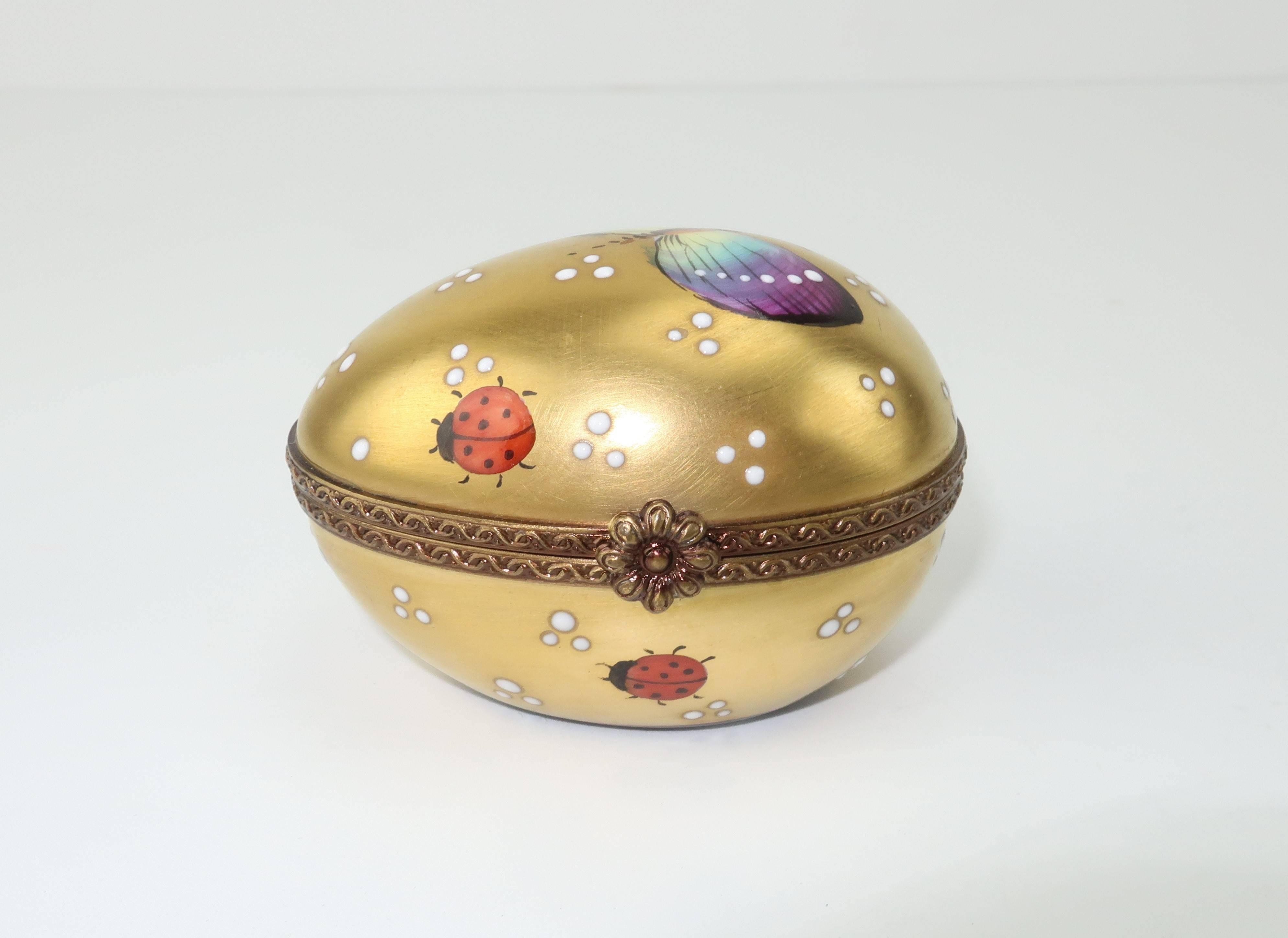 Women's or Men's Charming Vintage Limoges Porcelain Egg Shaped Trinket Box