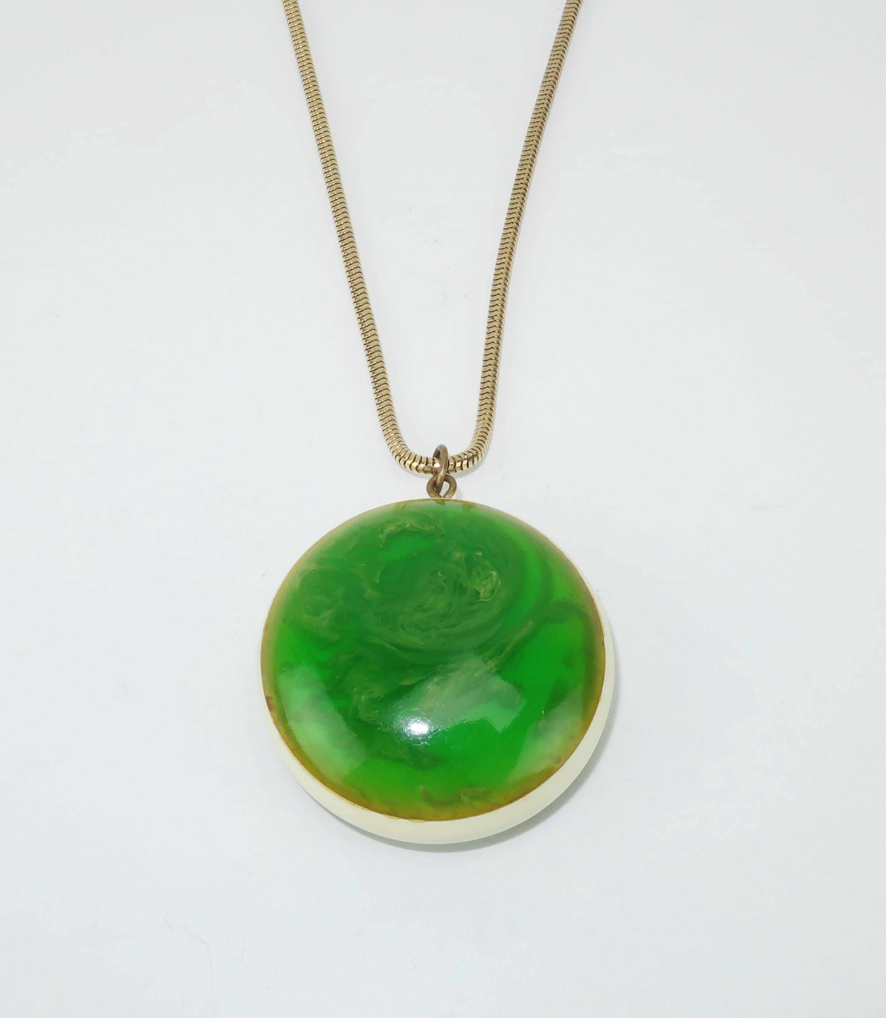 Mod Green Marbled Acrylic Pendant Necklace, circa 1970  3