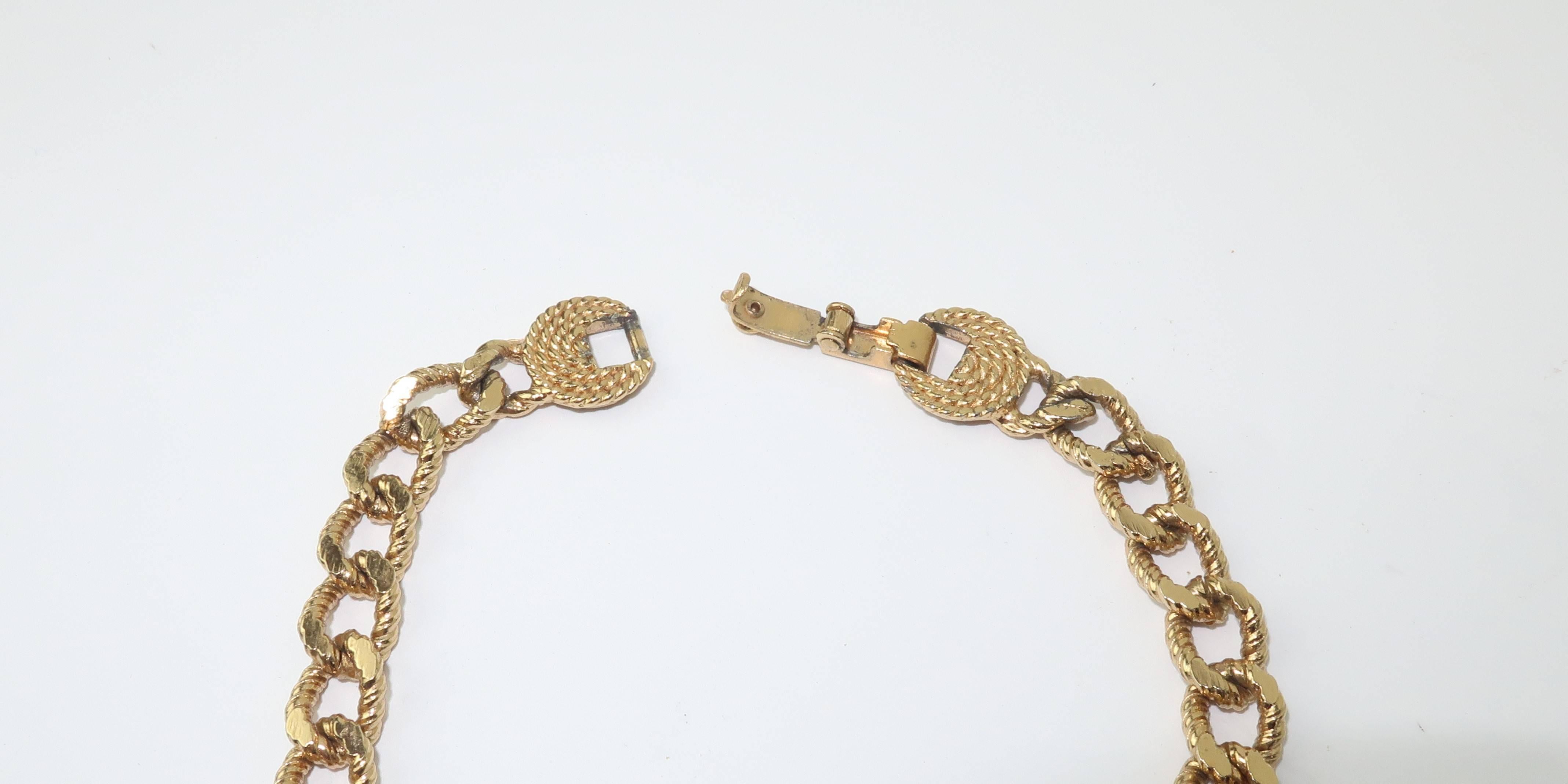 1960’s Monet Gold Tone Modernist Pendant Necklace 4