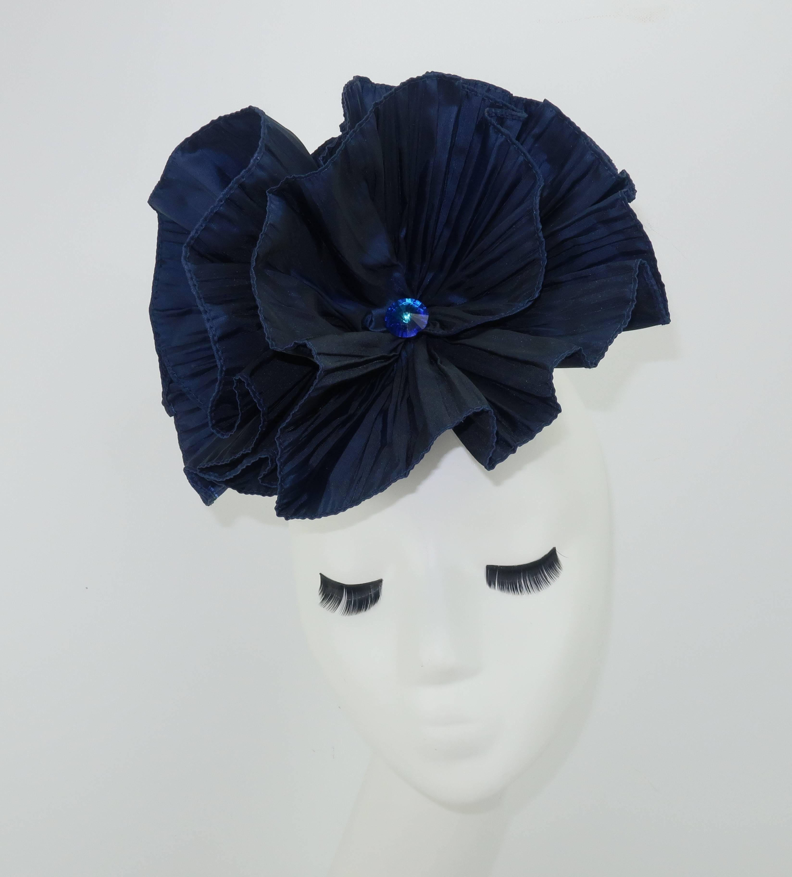 1980’s Blue Taffeta Fascinator Hat Hair Ornament In Good Condition In Atlanta, GA