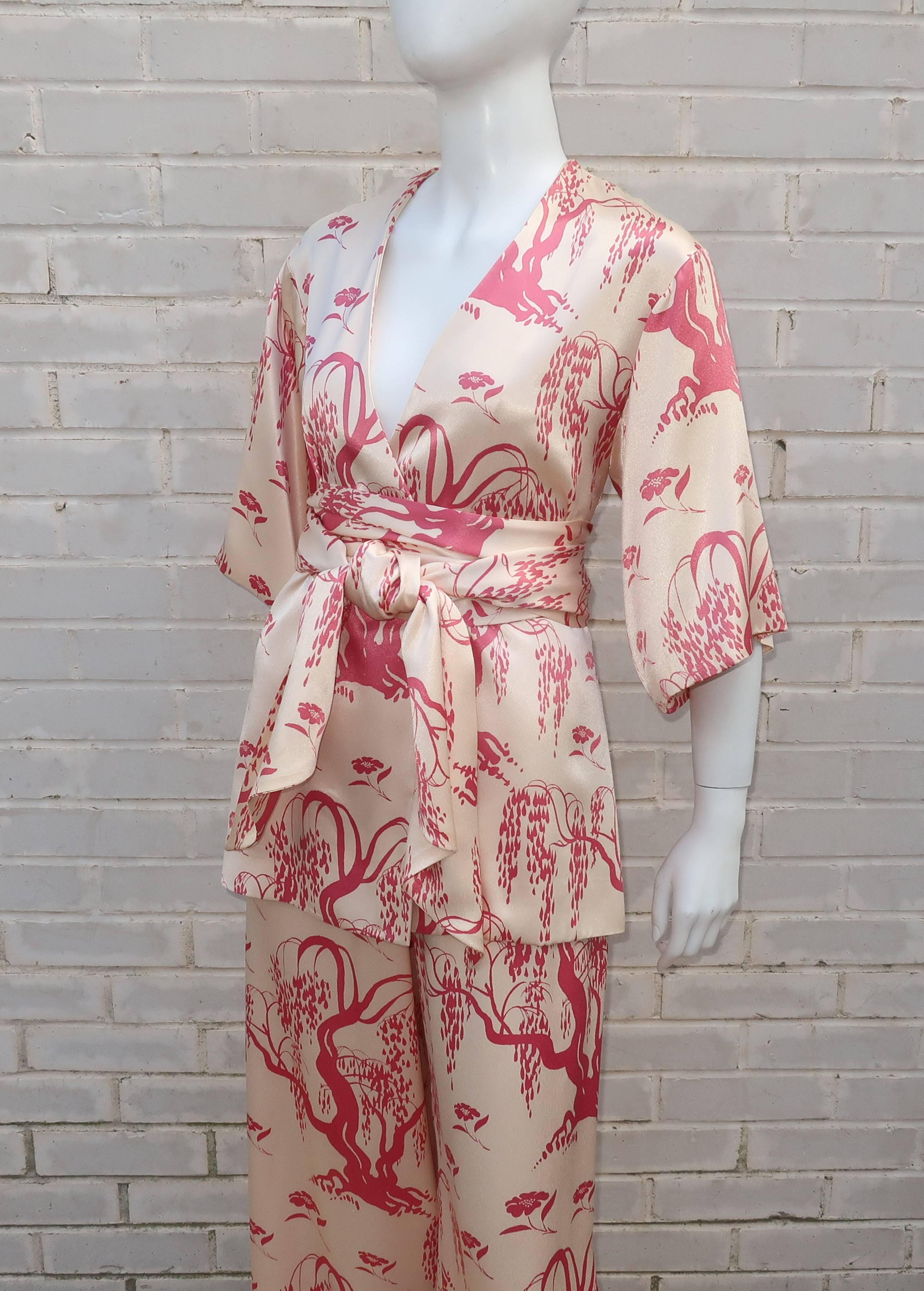 Anthony Muto was known for designing reasonably priced evening wear with special attention to comfort and effortless style.  This two piece 1970's ensemble for his label, Marita, has the casual and yet romantic look of Japanese pajamas with a