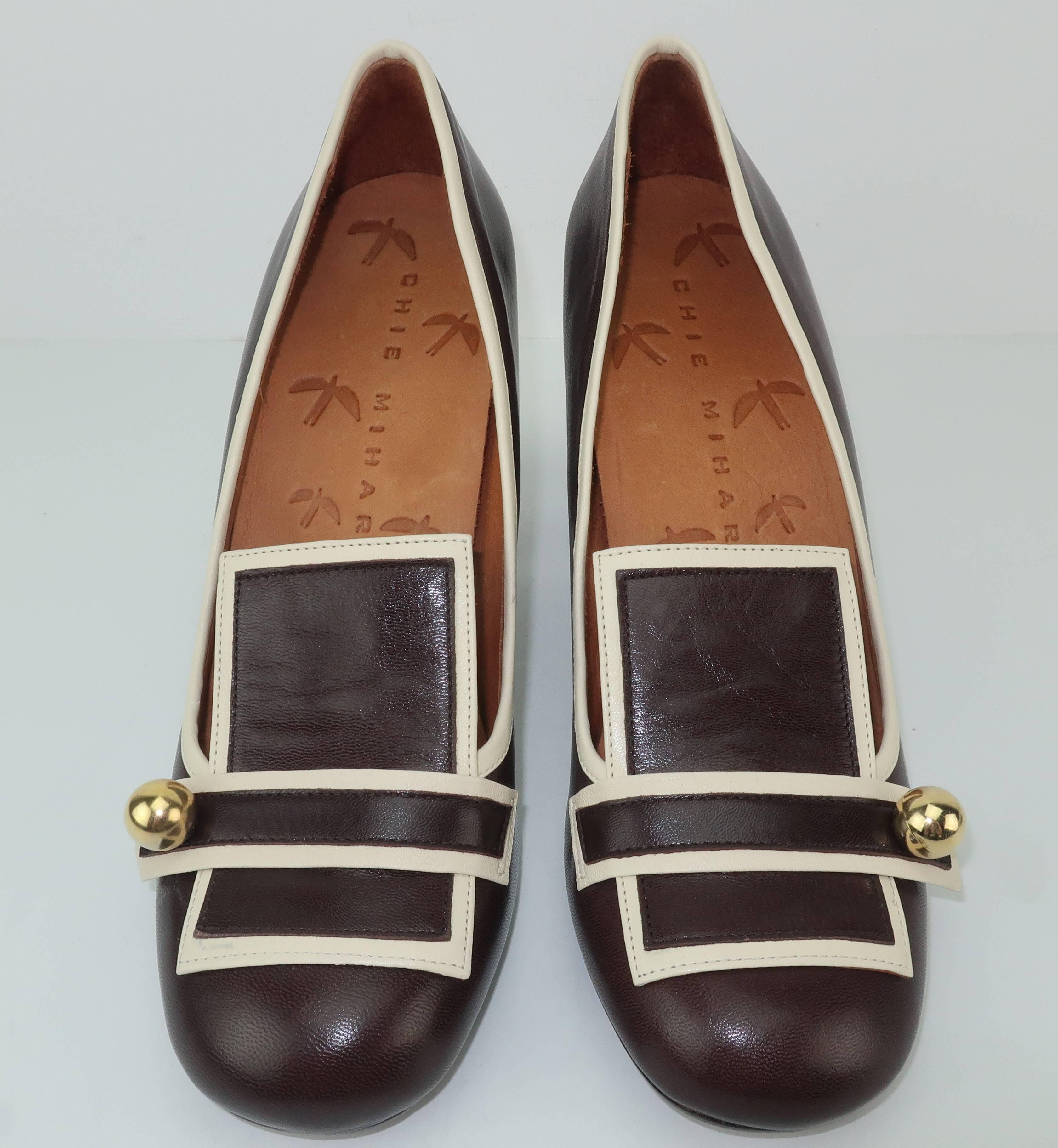 brown two tone shoes
