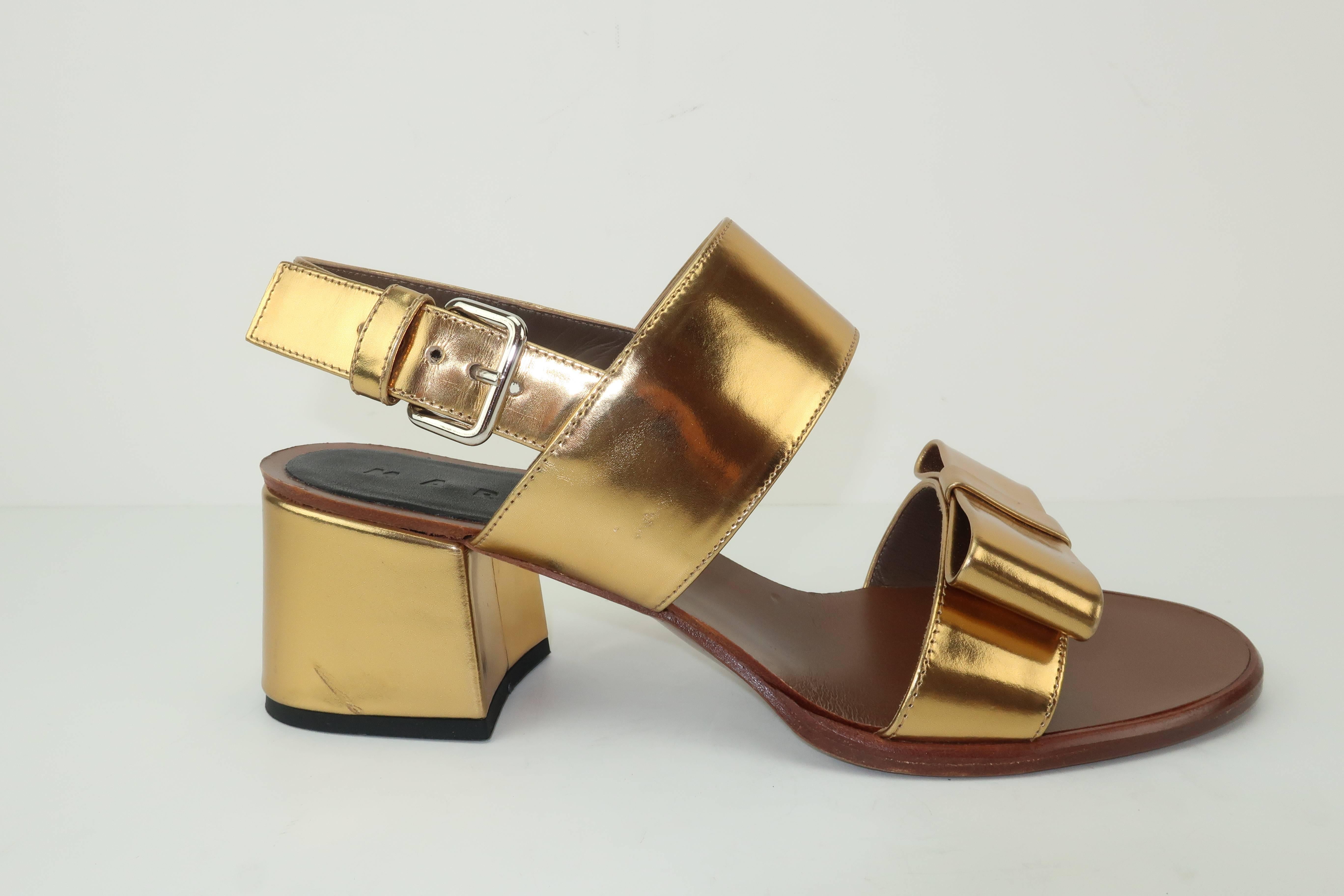 Marni Gold Leather Bow Embellished Sandal Shoes  In New Condition In Atlanta, GA