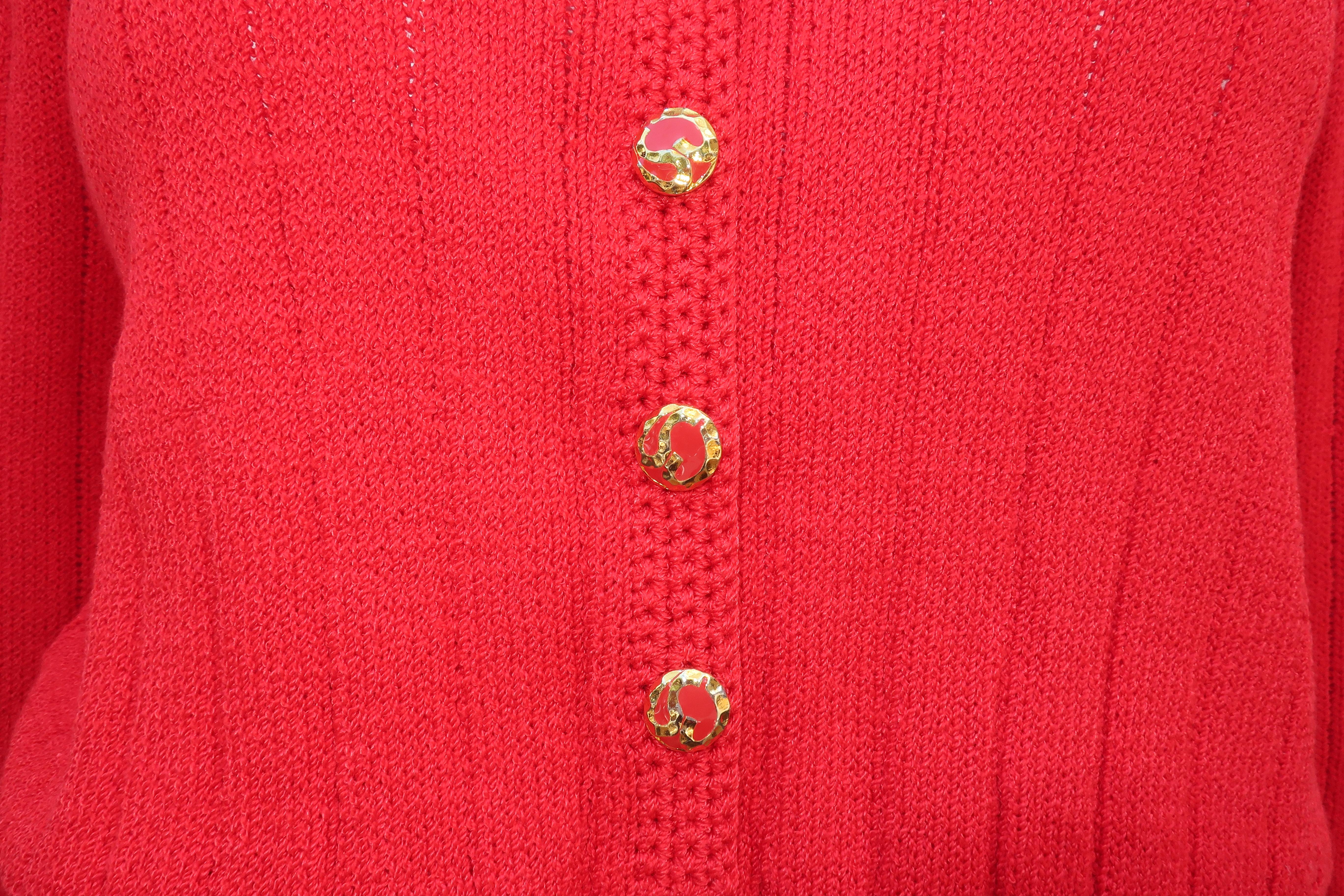 1970's St. John Lipstick Red Knit Cardigan Sweater In Excellent Condition In Atlanta, GA