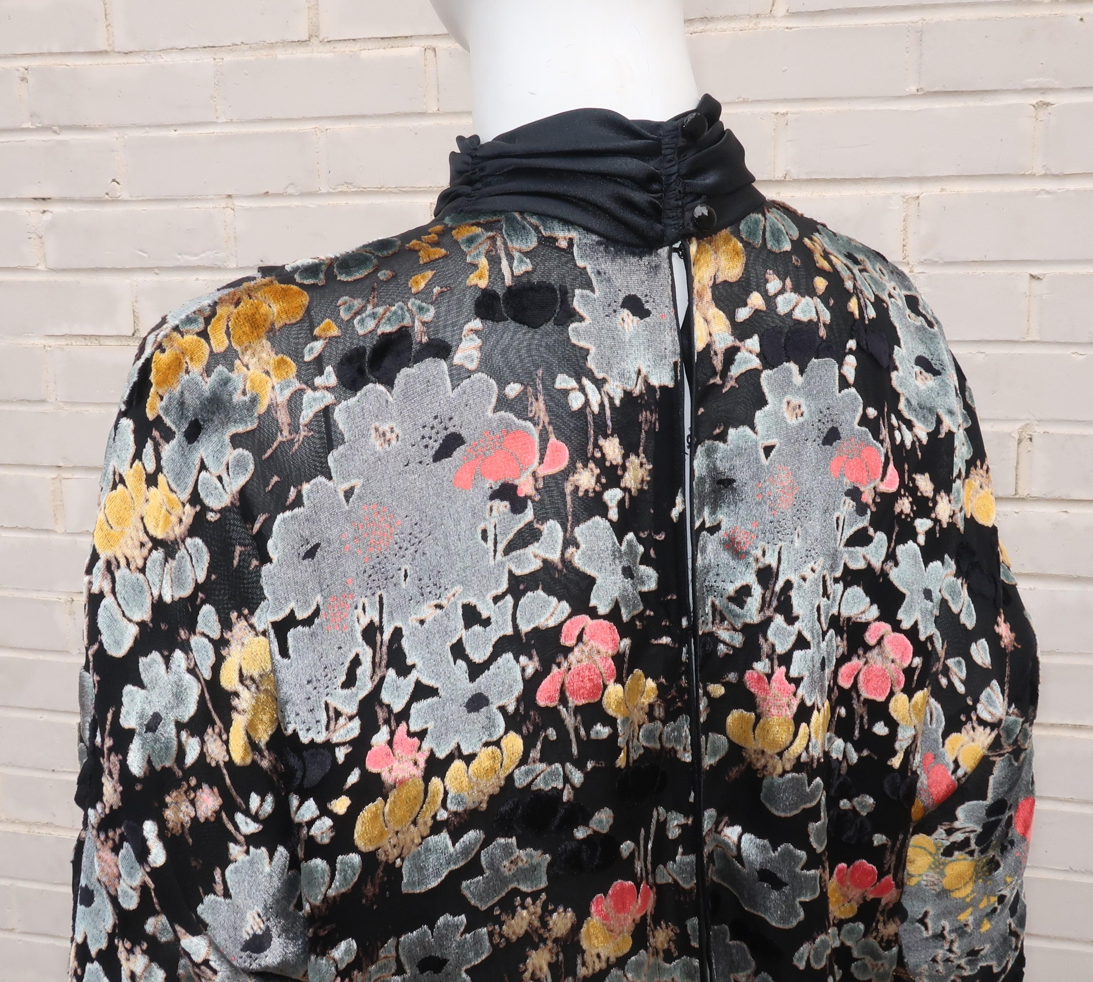 C.1980 Judy Hornby Couture Silk Cut Velvet Flapper Style Dress In Good Condition In Atlanta, GA