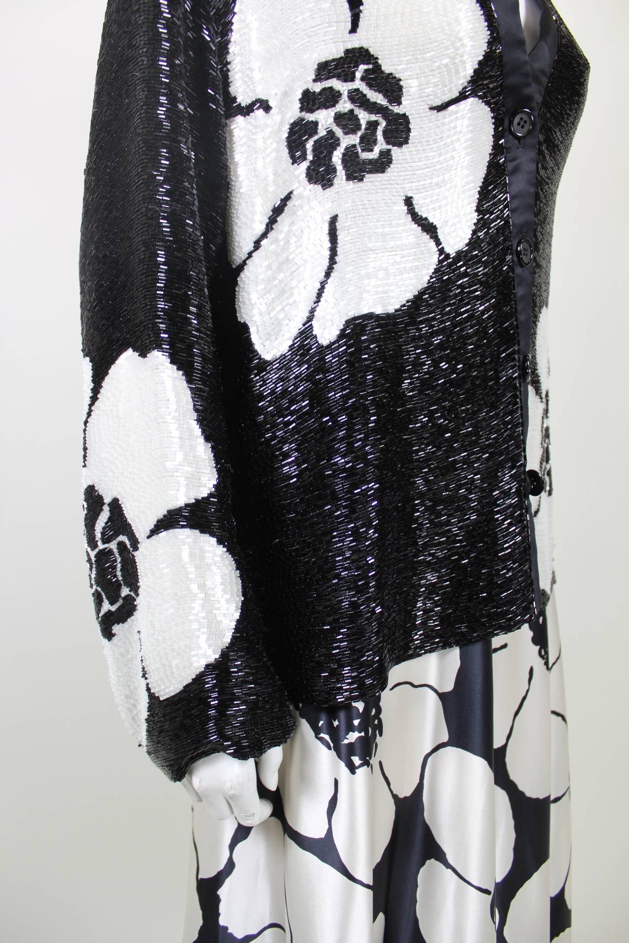 Galanos 1980s Monochrome Beaded Silk Floral Ensemble In Excellent Condition For Sale In Los Angeles, CA