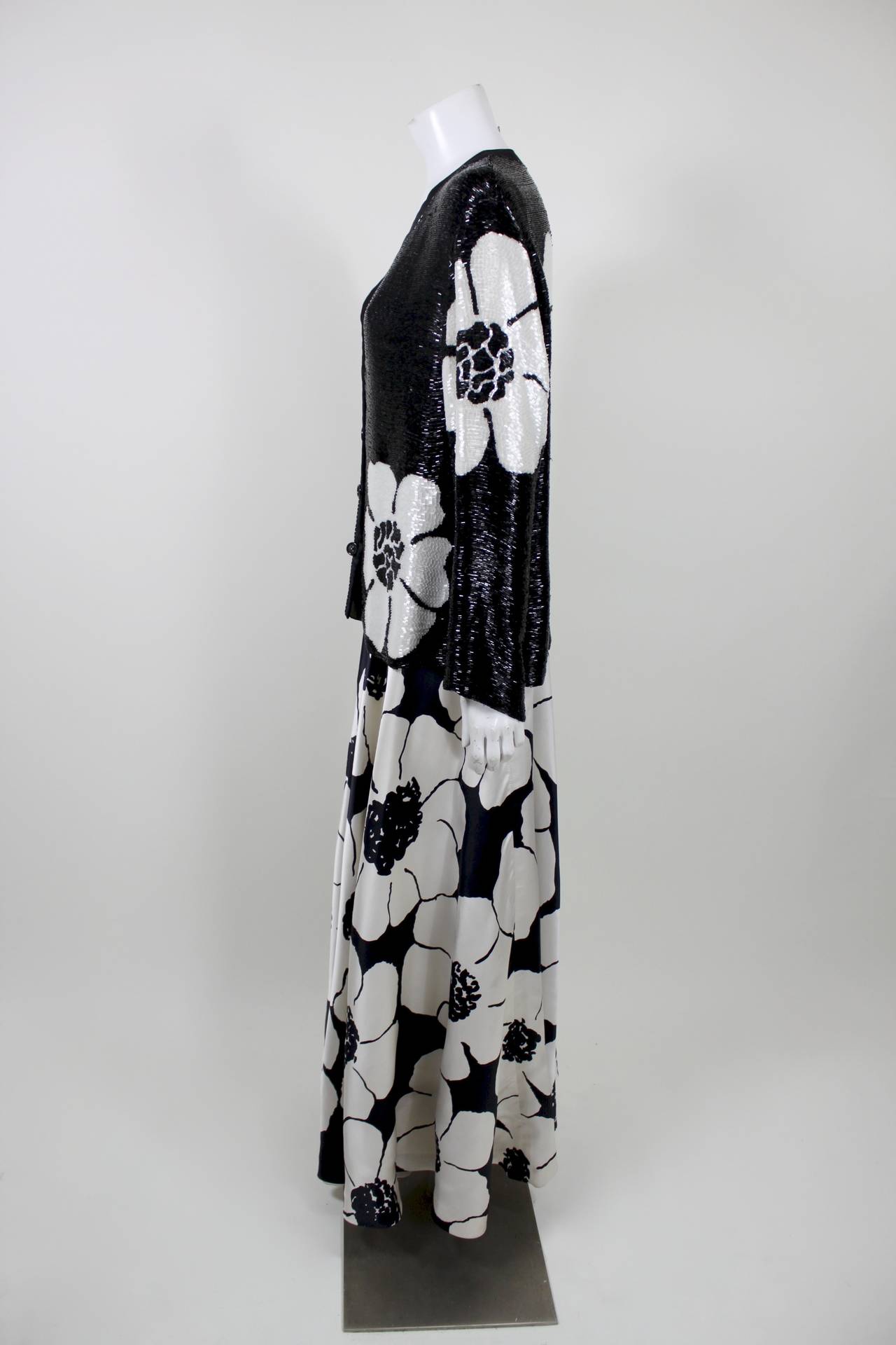 Galanos 1980s Monochrome Beaded Silk Floral Ensemble For Sale 2