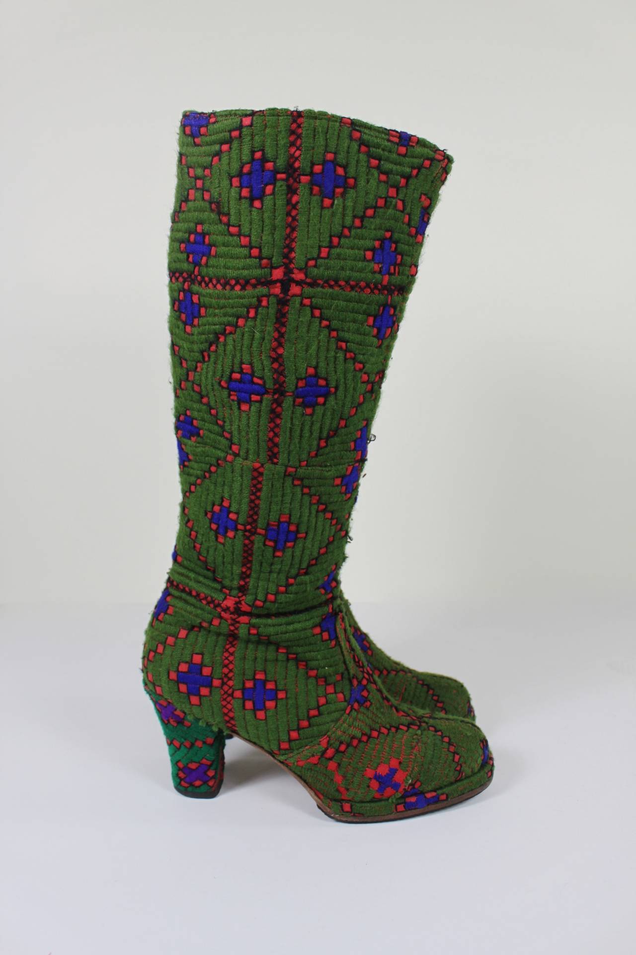 Women's 1960s Ethnic Inspired Embroidered Platform Boots