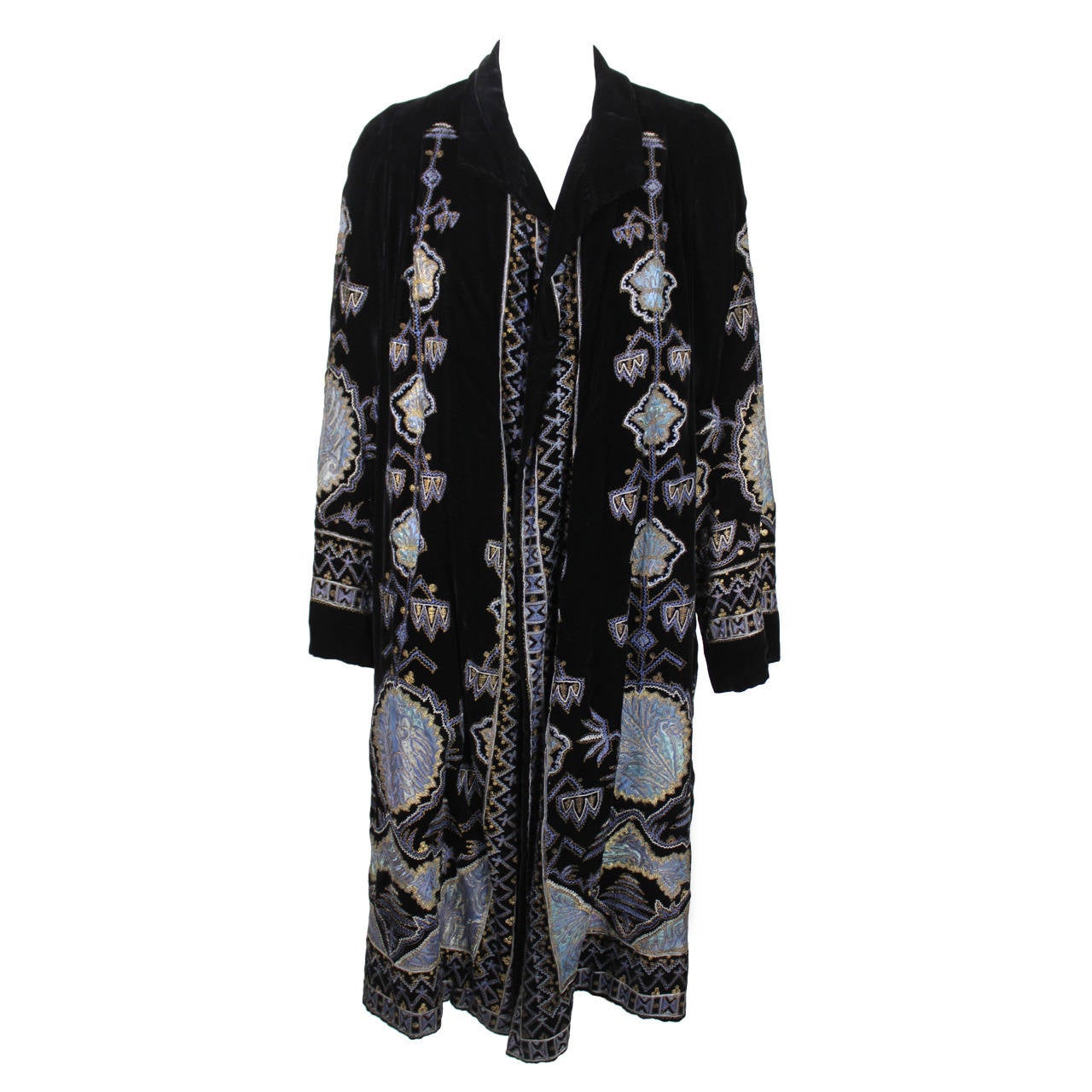 1920s Gorgeous Black Velvet Metallic Embroidered Coat at 1stDibs