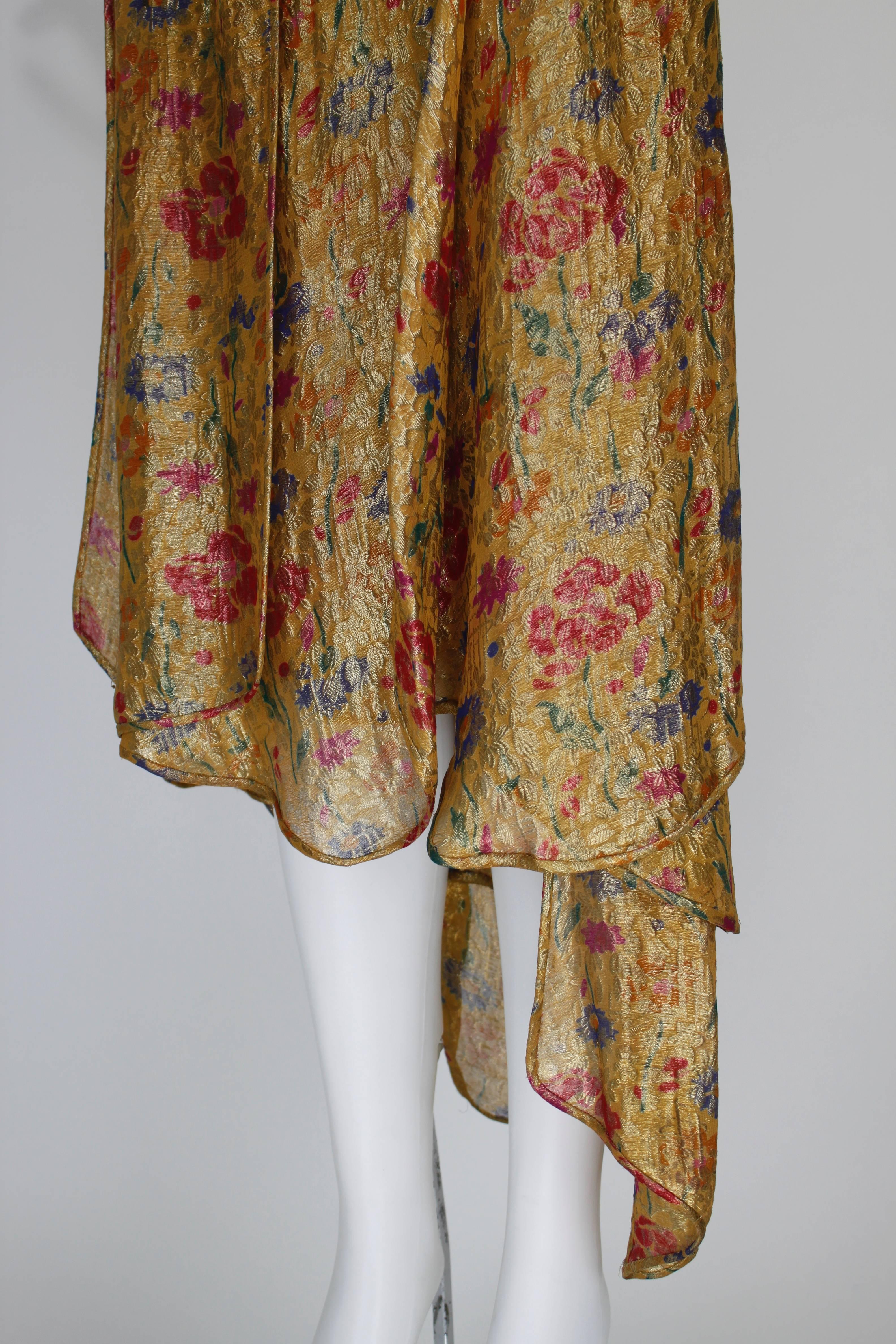 1920s Tiered Marigold Floral French Lamé Cocktail Dress For Sale 3