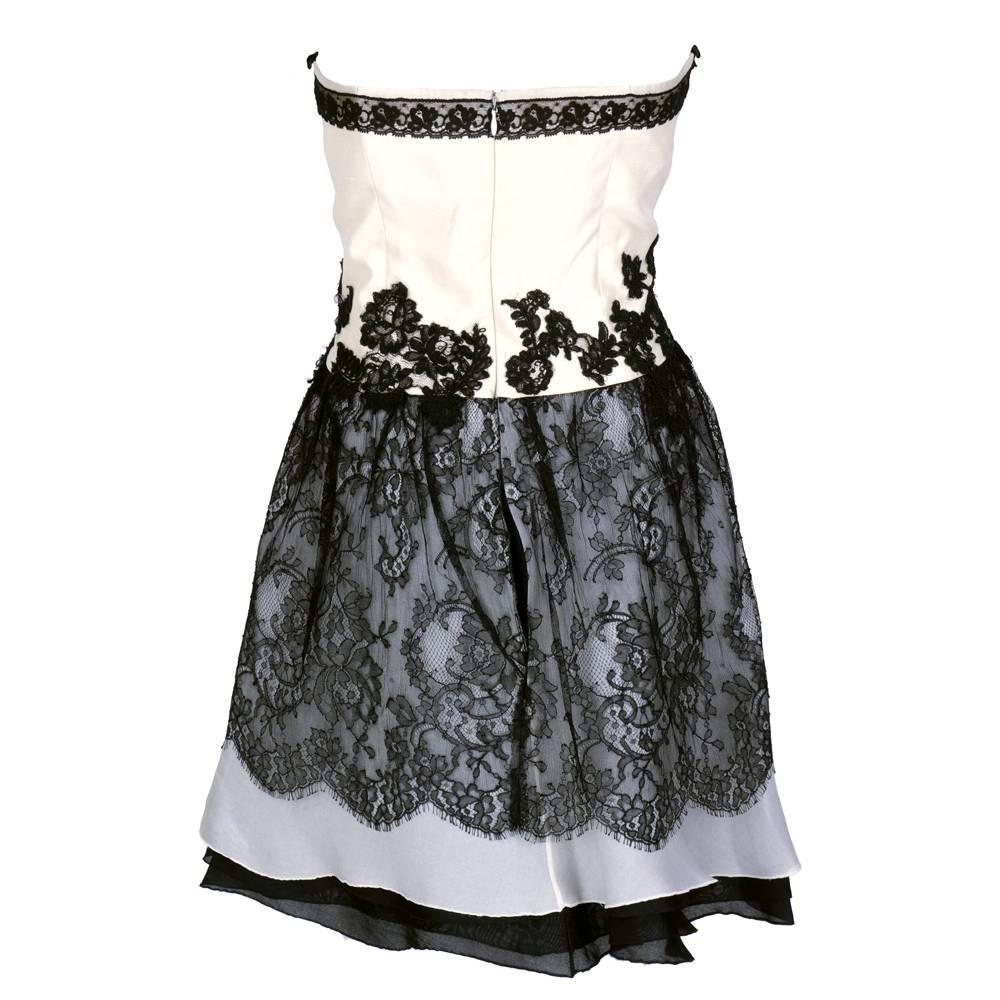90s Christian Lacroix Black and White Silk and Lace Strapless Cocktail Dress In Excellent Condition For Sale In Los Angeles, CA