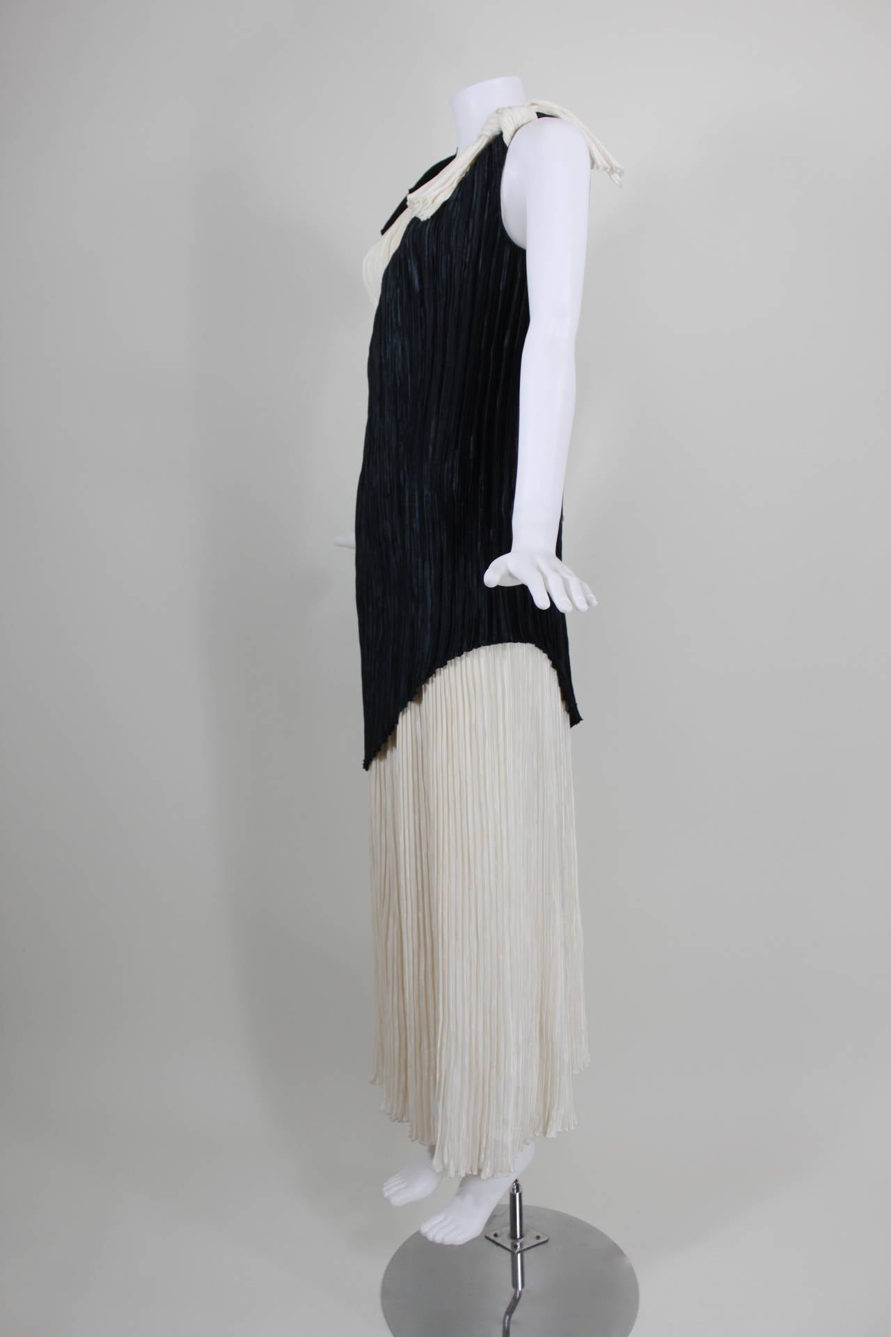 Women's 1980s Mary McFadden Monochrome Asymmetrical Evening Gown