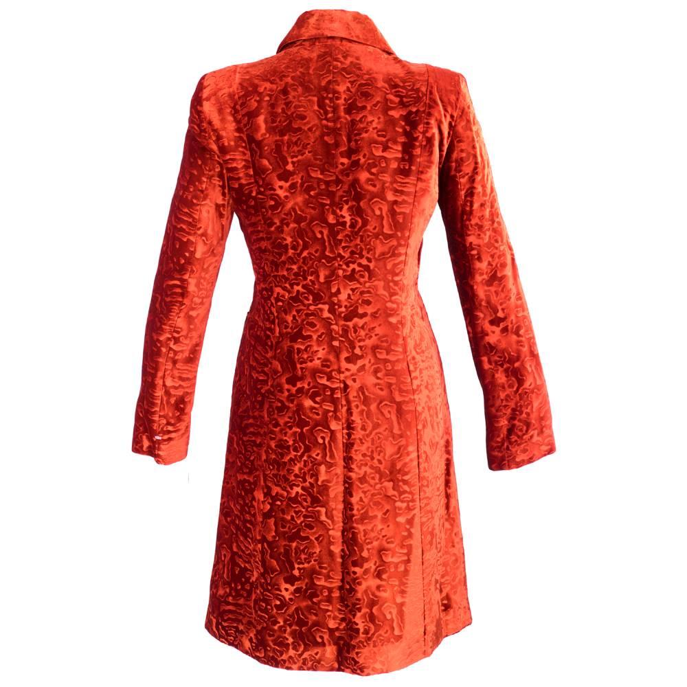 90s Christian Lacroix Red Embossed Velvet Coat In New Condition In Los Angeles, CA