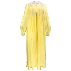 1940s Lemon Yellow Silk and Chiffon Peignor