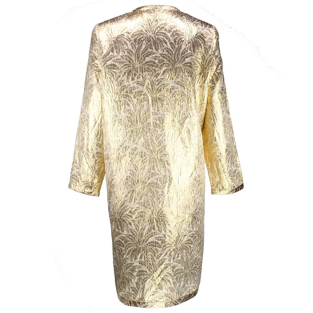 80s Carolina Herrera Gold Matelasse Evening Coat In Excellent Condition For Sale In Los Angeles, CA