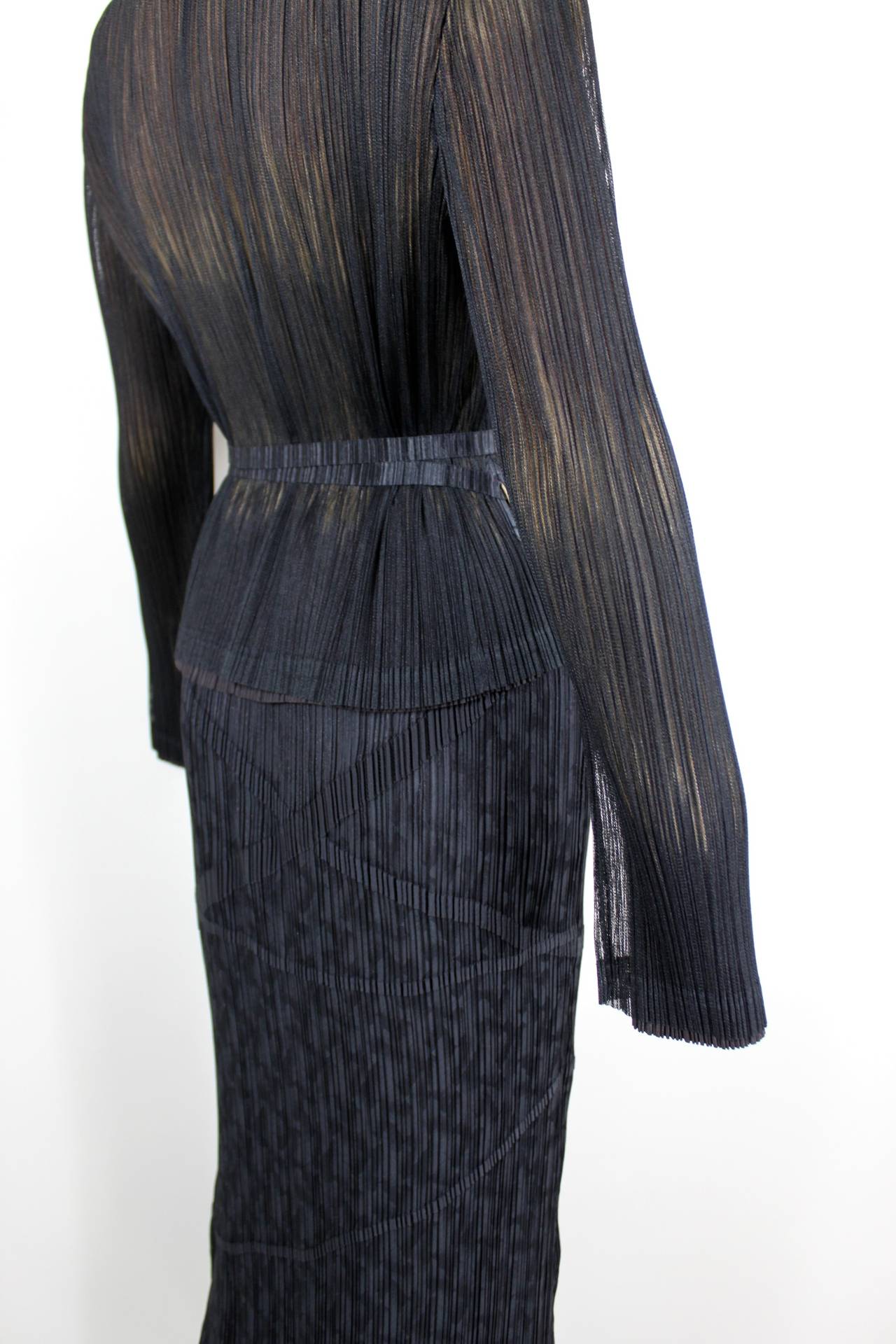 Issey Miyake Pleated Shawl Collar Jacket with Pleated Column Skirt For Sale 4