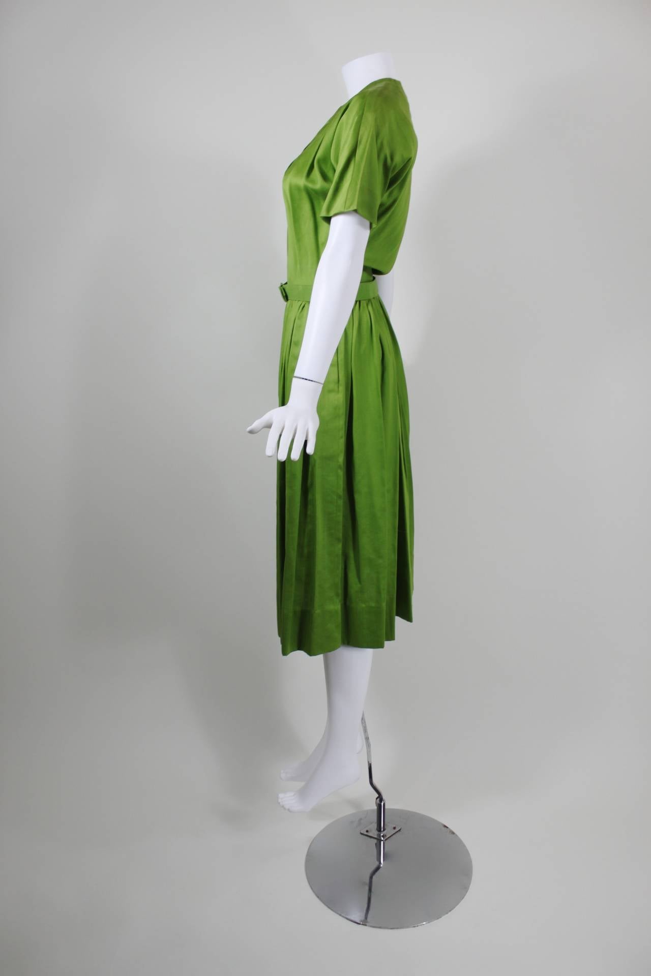 1950s Claire McCardell Lime Green Day Dress with Belt For Sale 5