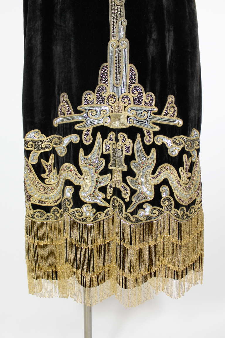 1920s Velvet Cape with Sequined Dragon Motif and Scalloped Beaded Fringe 3
