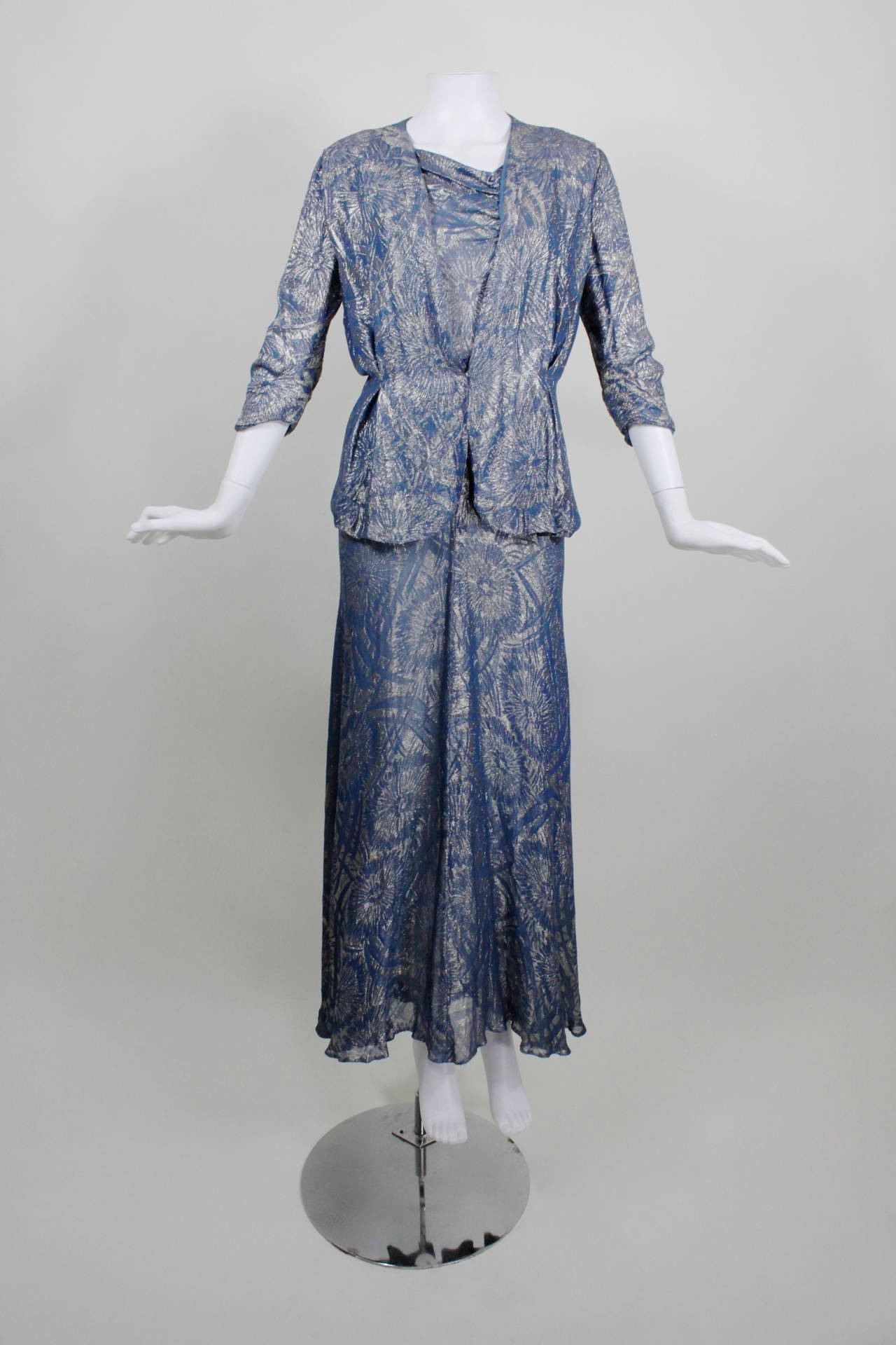 1930s Blue Floral Lamé Evening Gown with Peplum Jacket For Sale 2