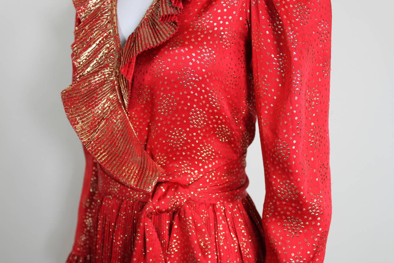 YSL 1970s Red and Gold Lamé Ruffled Ensemble For Sale 3