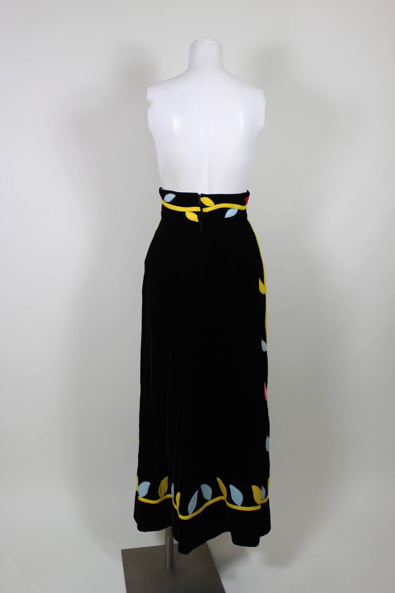 Women's 1960s Malcolm Starr High Waisted Black Velvet Skirt with Mod Floral Appliqué