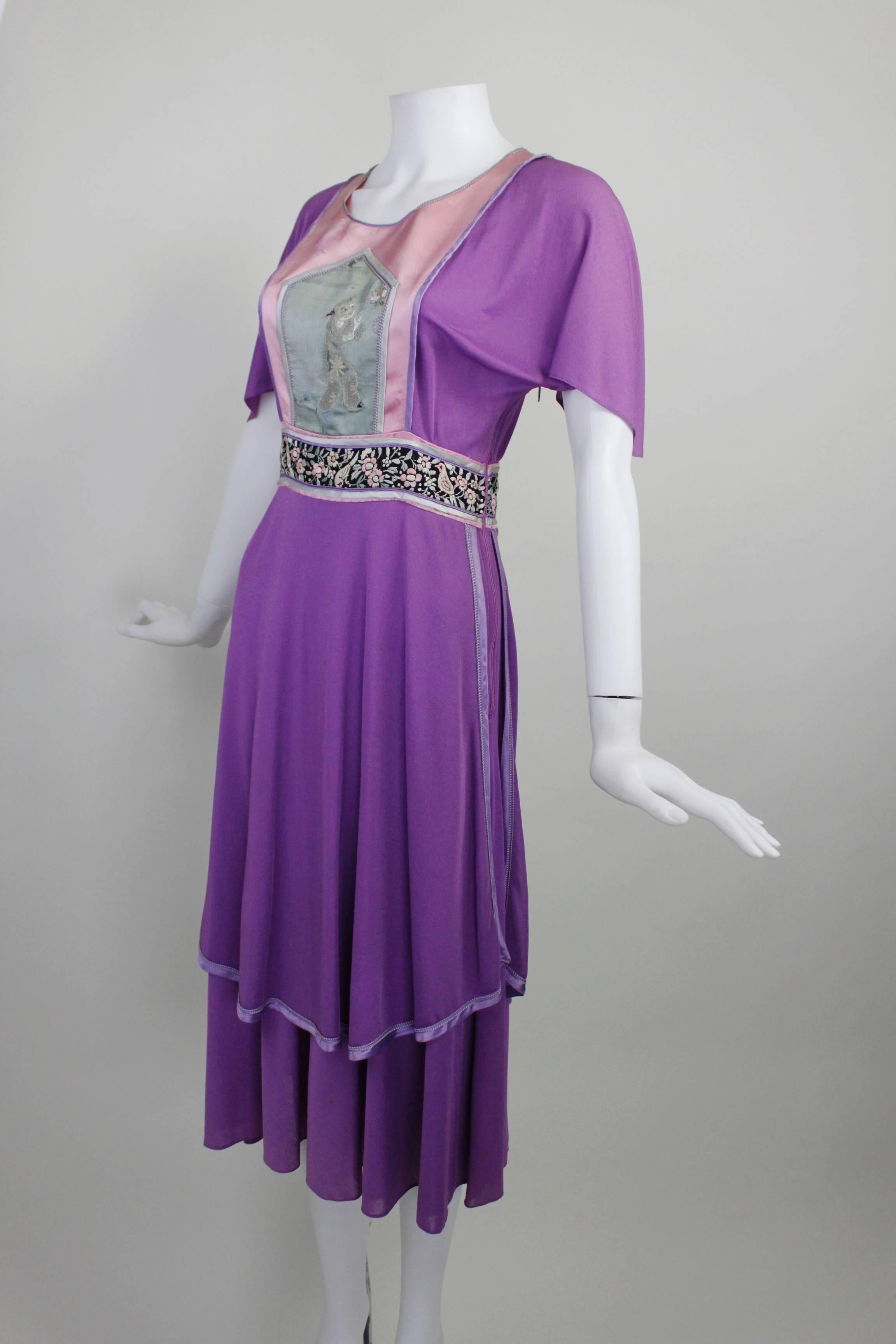 1970s Marisa Martin Chinoiserie Antique Appliqué Dress In Excellent Condition For Sale In Los Angeles, CA