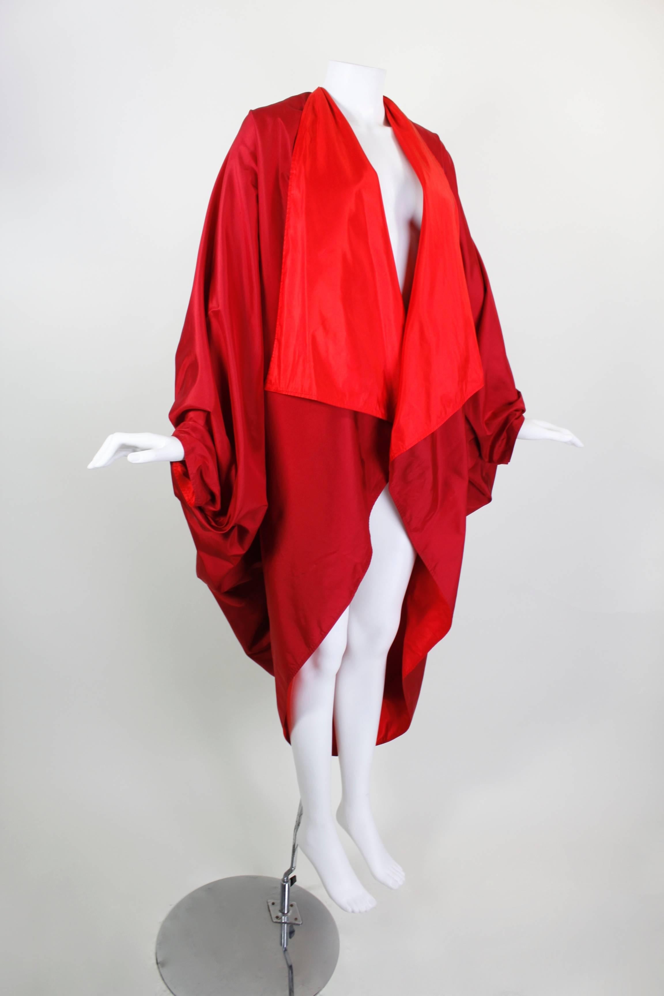 1980s Reversible Colorblock Cocoon Cape In Excellent Condition For Sale In Los Angeles, CA