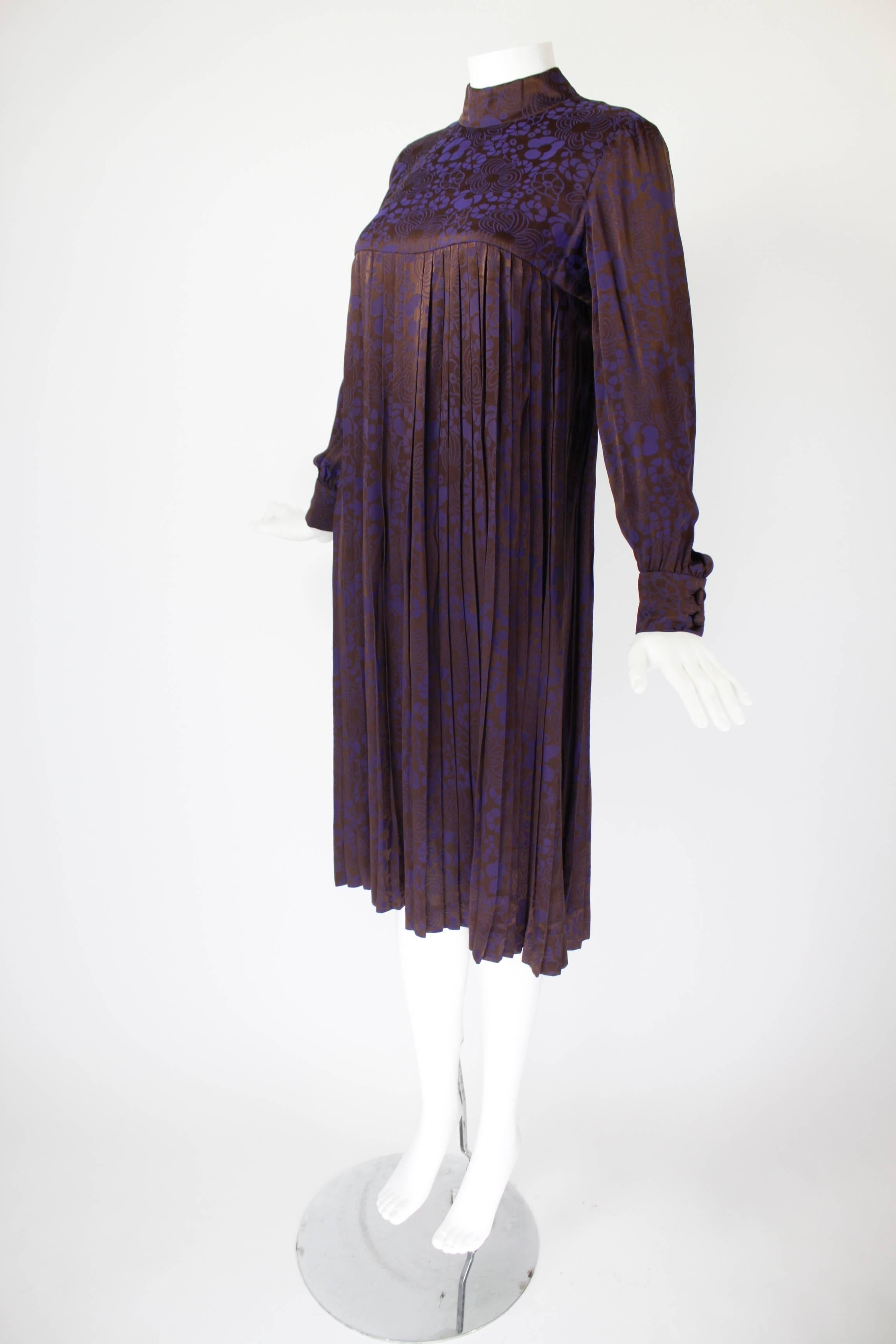 Christian Dior New York Purple Floral Pleated Dress In Excellent Condition For Sale In Los Angeles, CA