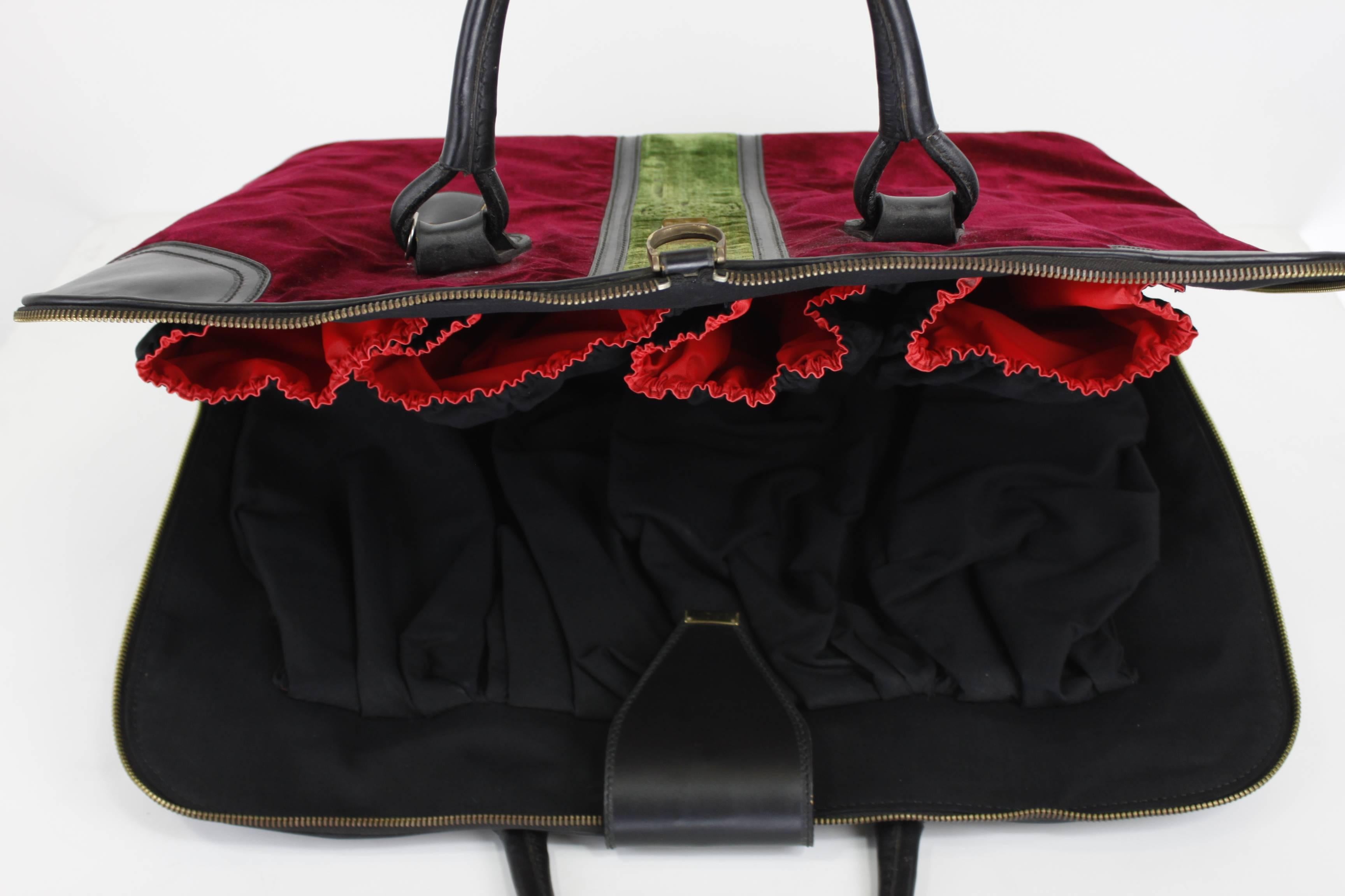 1960s Roberta DiCamerino Iconic Velvet Shoe Bag 1