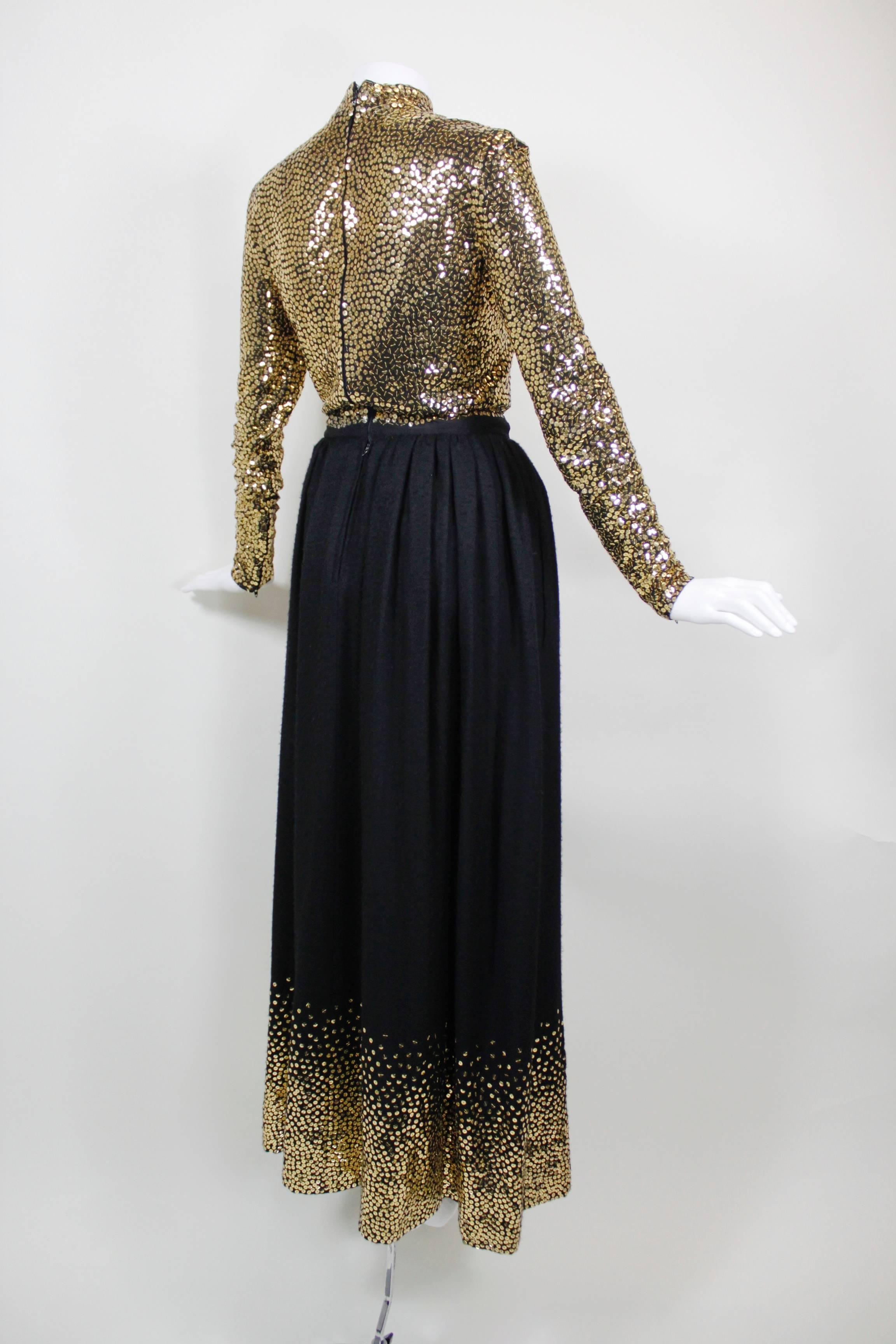 1970s Norell Evening Gown with Gold Sequin Embellishment In Excellent Condition For Sale In Los Angeles, CA