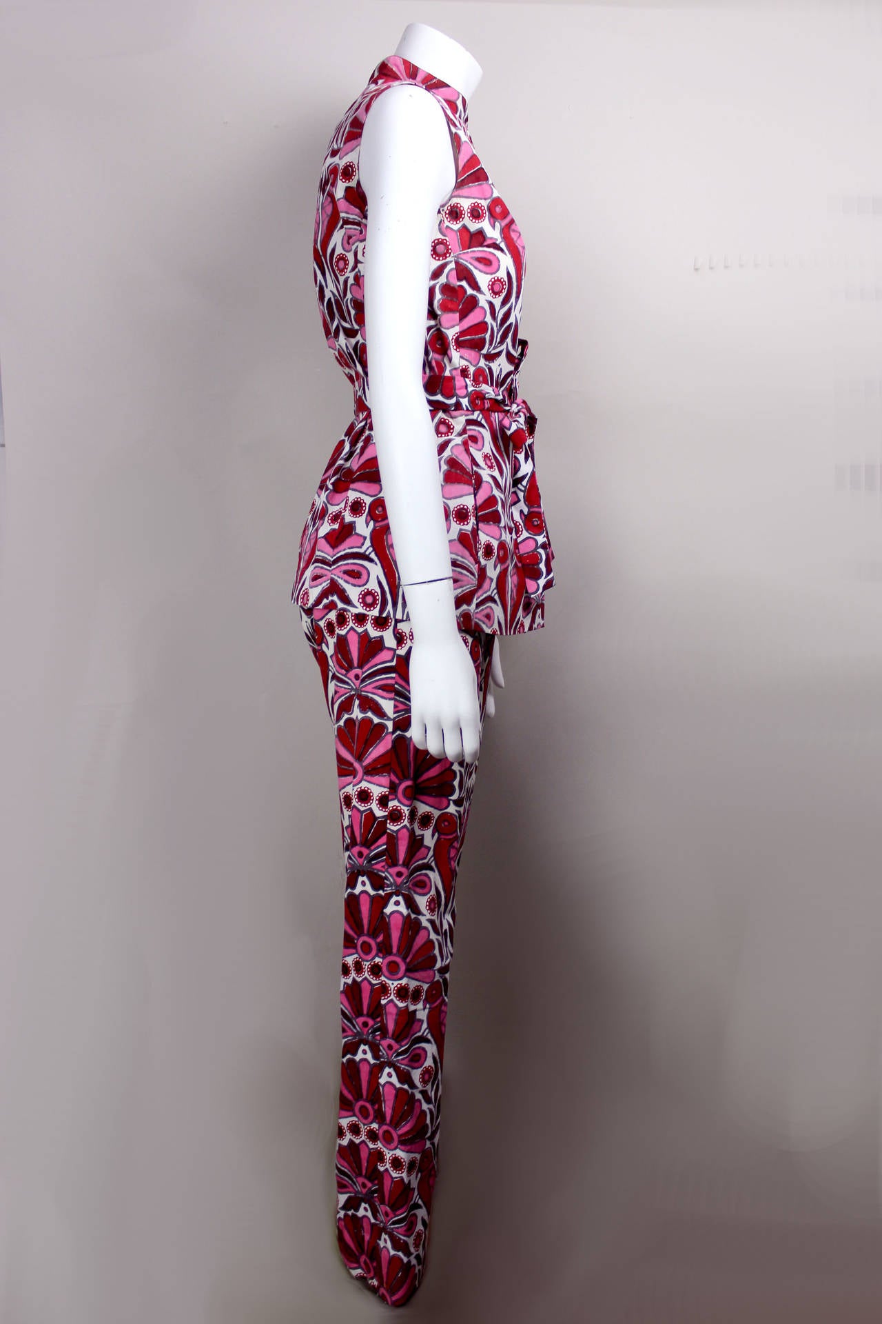 1970s Custom Made Tropical Print Pant Suit In New Condition In New York, NY