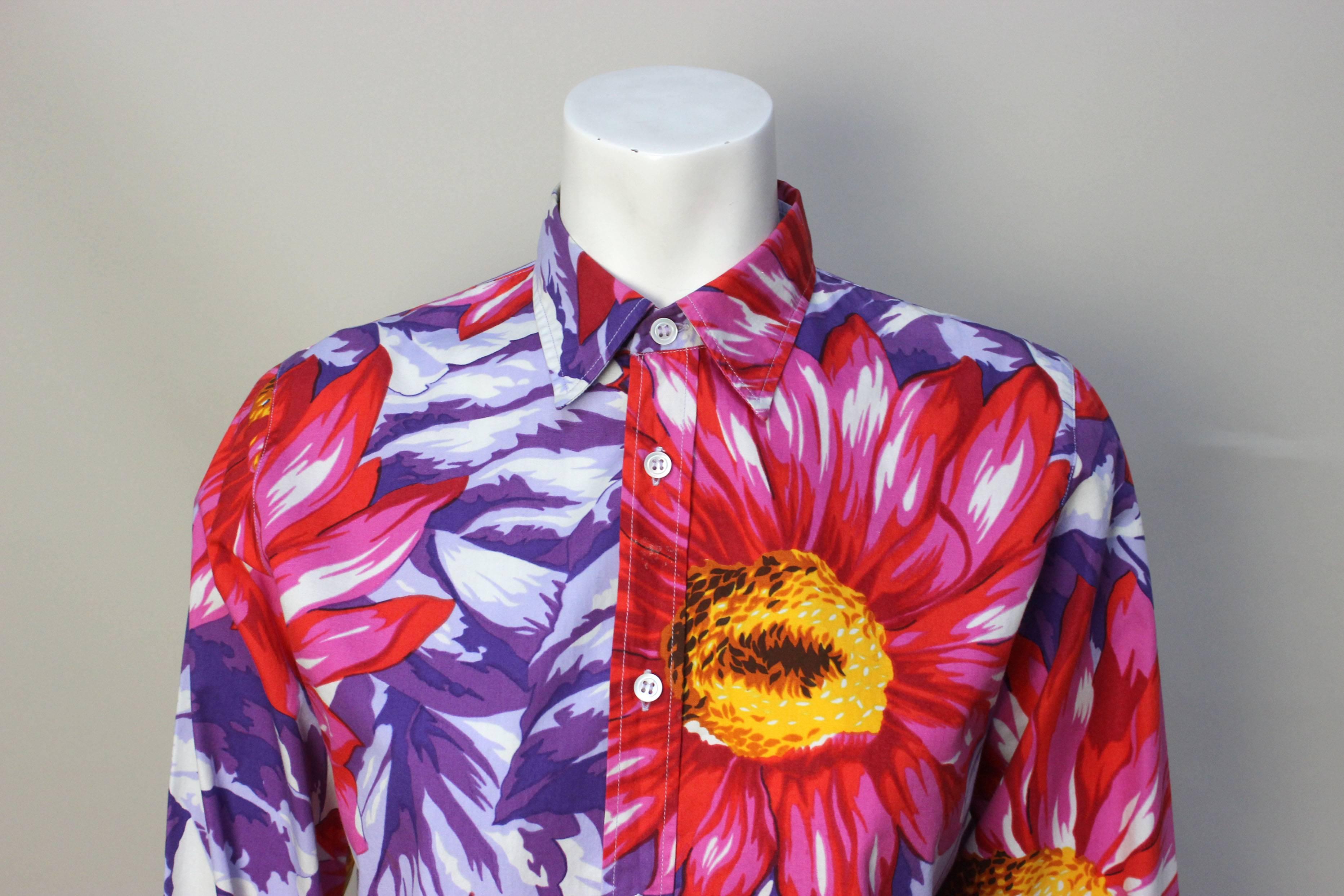Women's Dolce and Gabbana Bold Floral Print Blouse For Sale