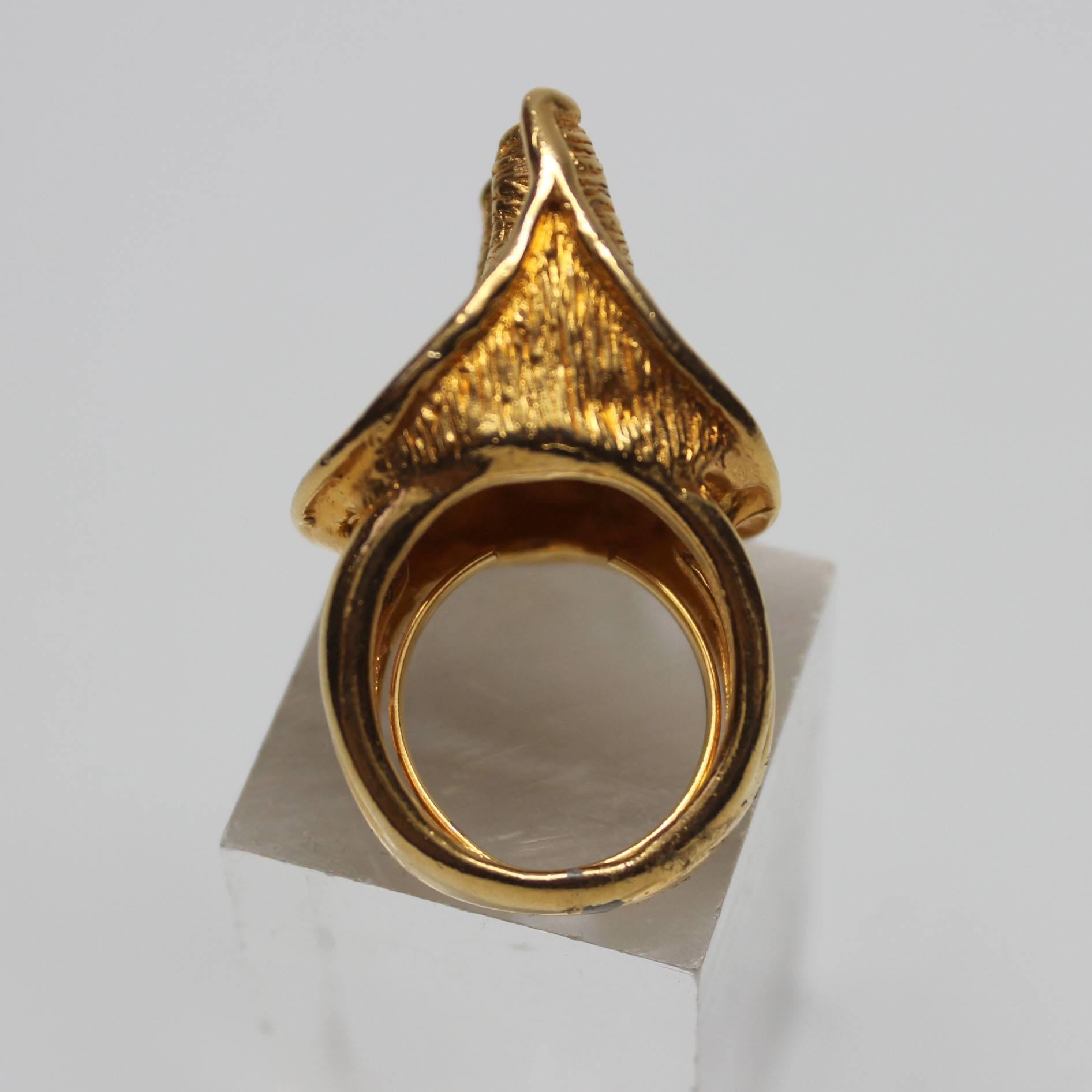 Women's or Men's 1960s Kenneth J Lane Sculptural Cocktail Ring For Sale