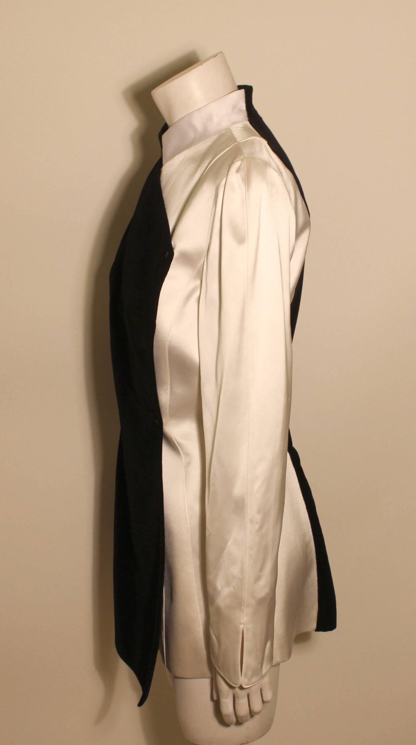 Thierry Mugler Stunning White Satin/Black Velvet Evening Jacket In Excellent Condition For Sale In New York, NY